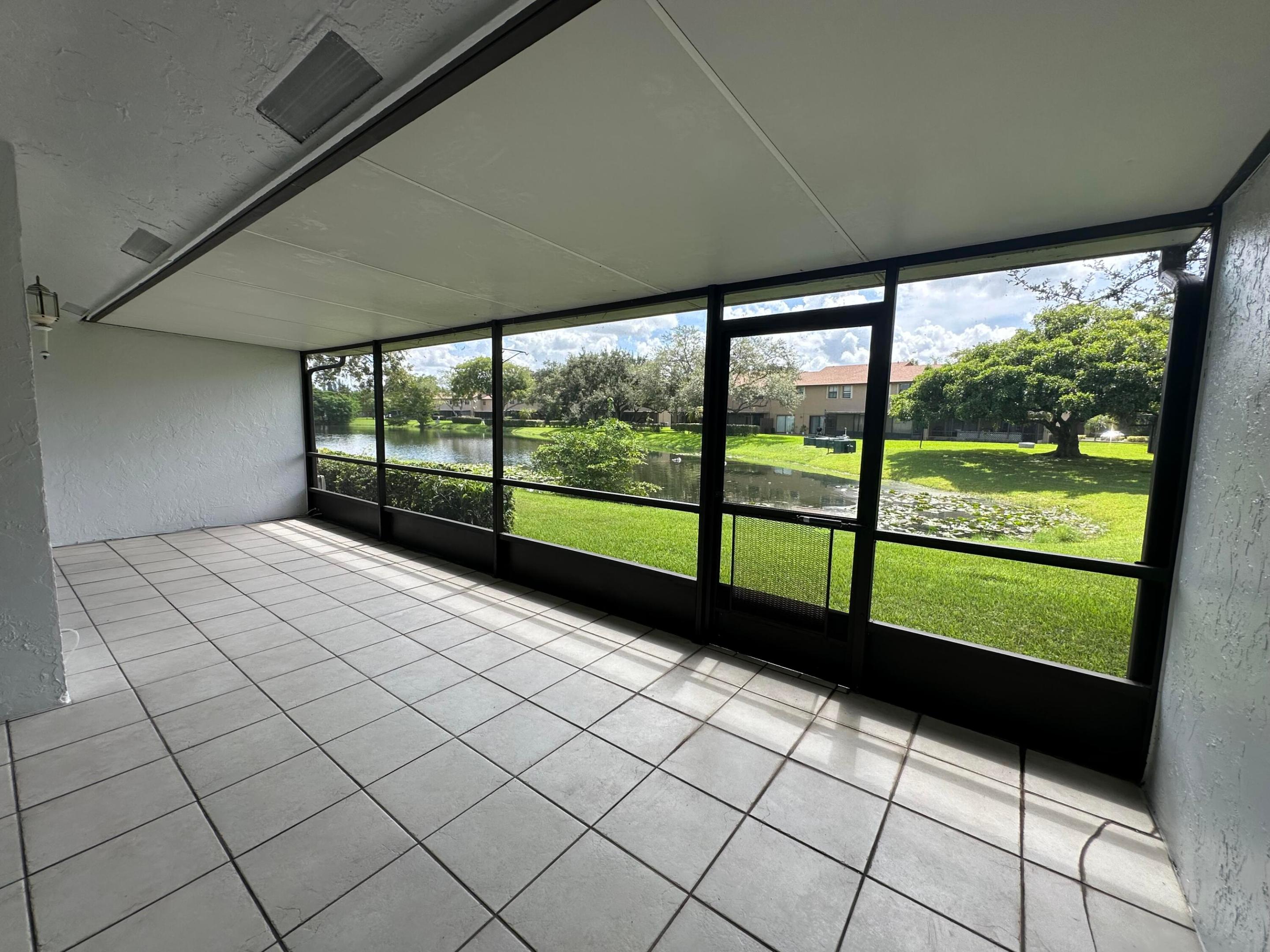 305 Lakeside, Sunrise FL 33326