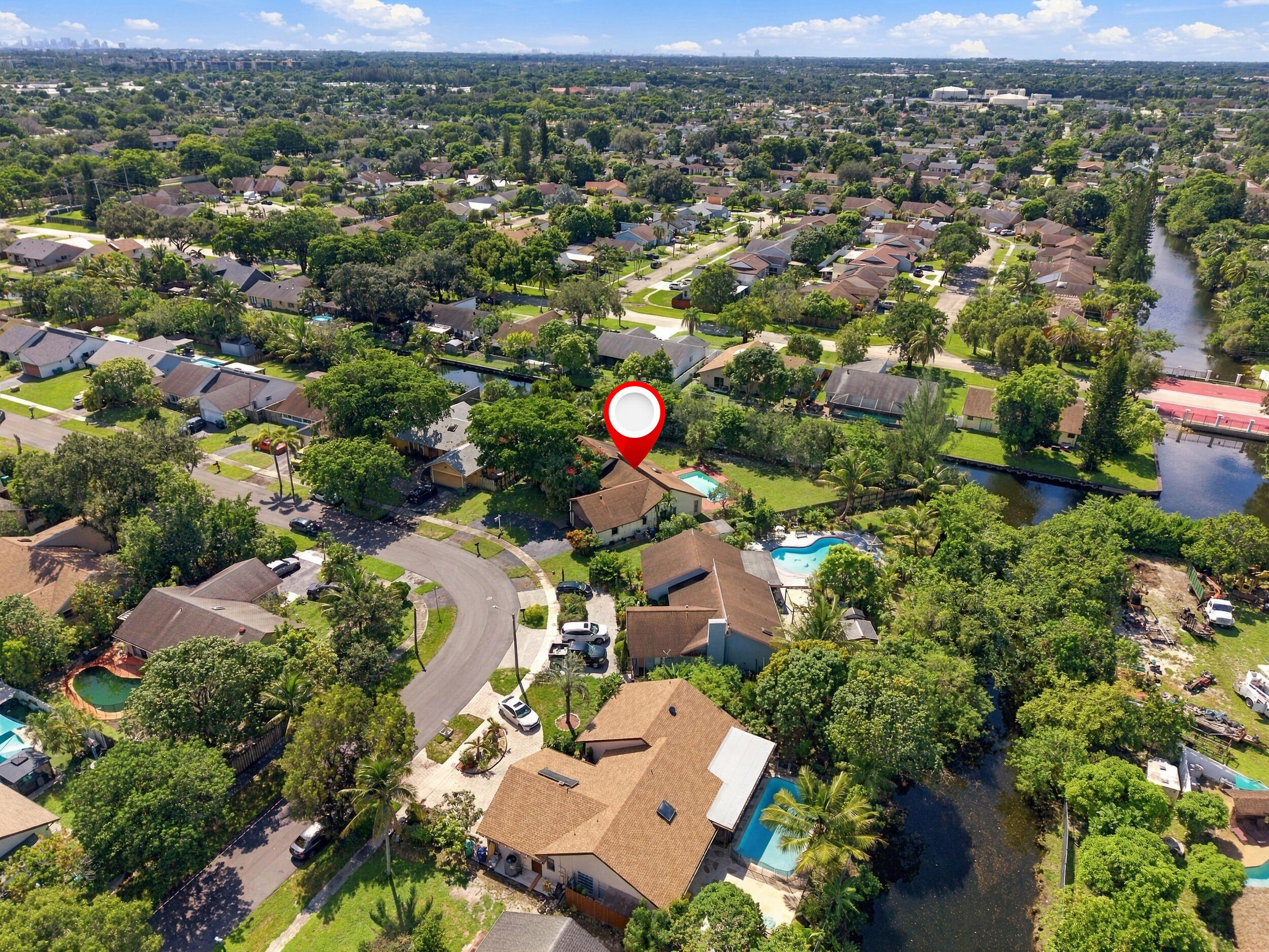 8350 NW 51ST, Lauderhill FL 33351