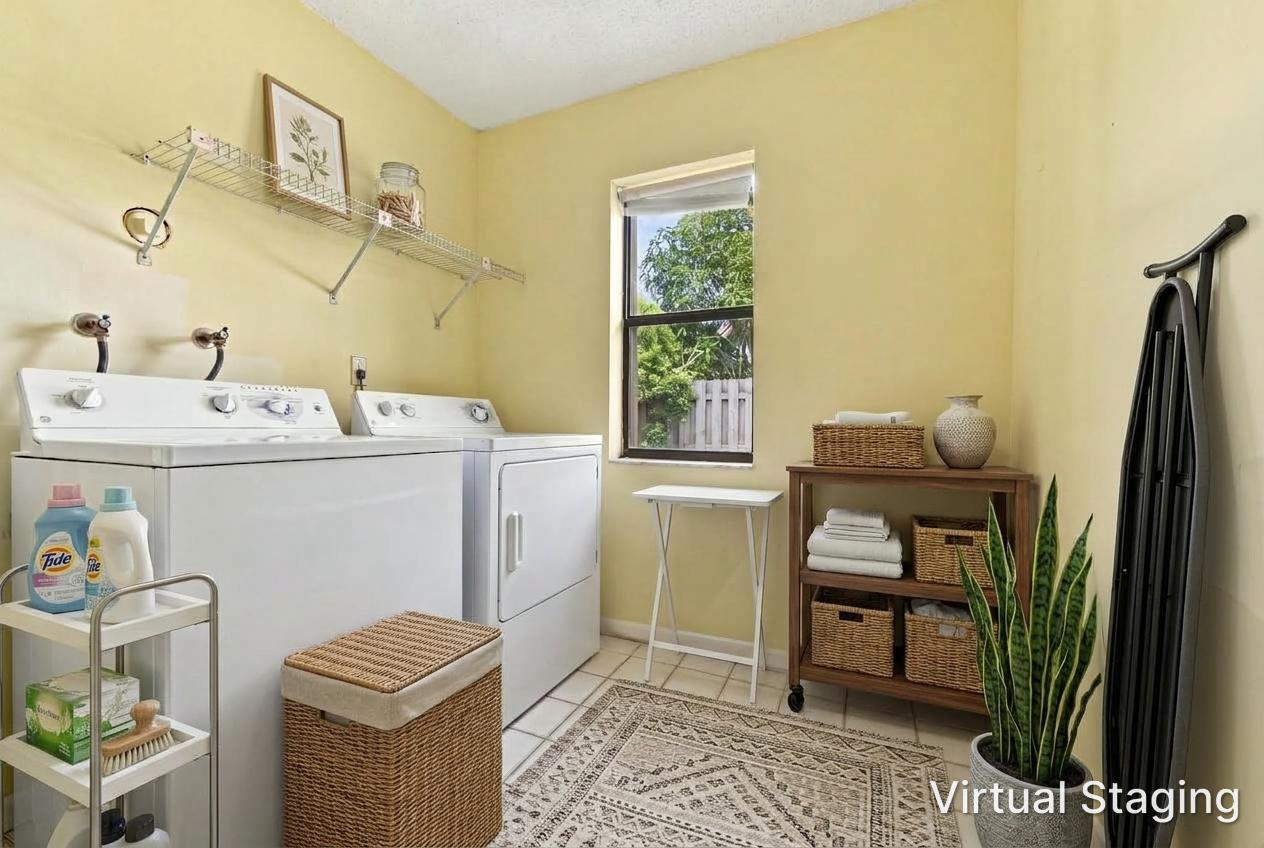 8350 NW 51ST, Lauderhill FL 33351