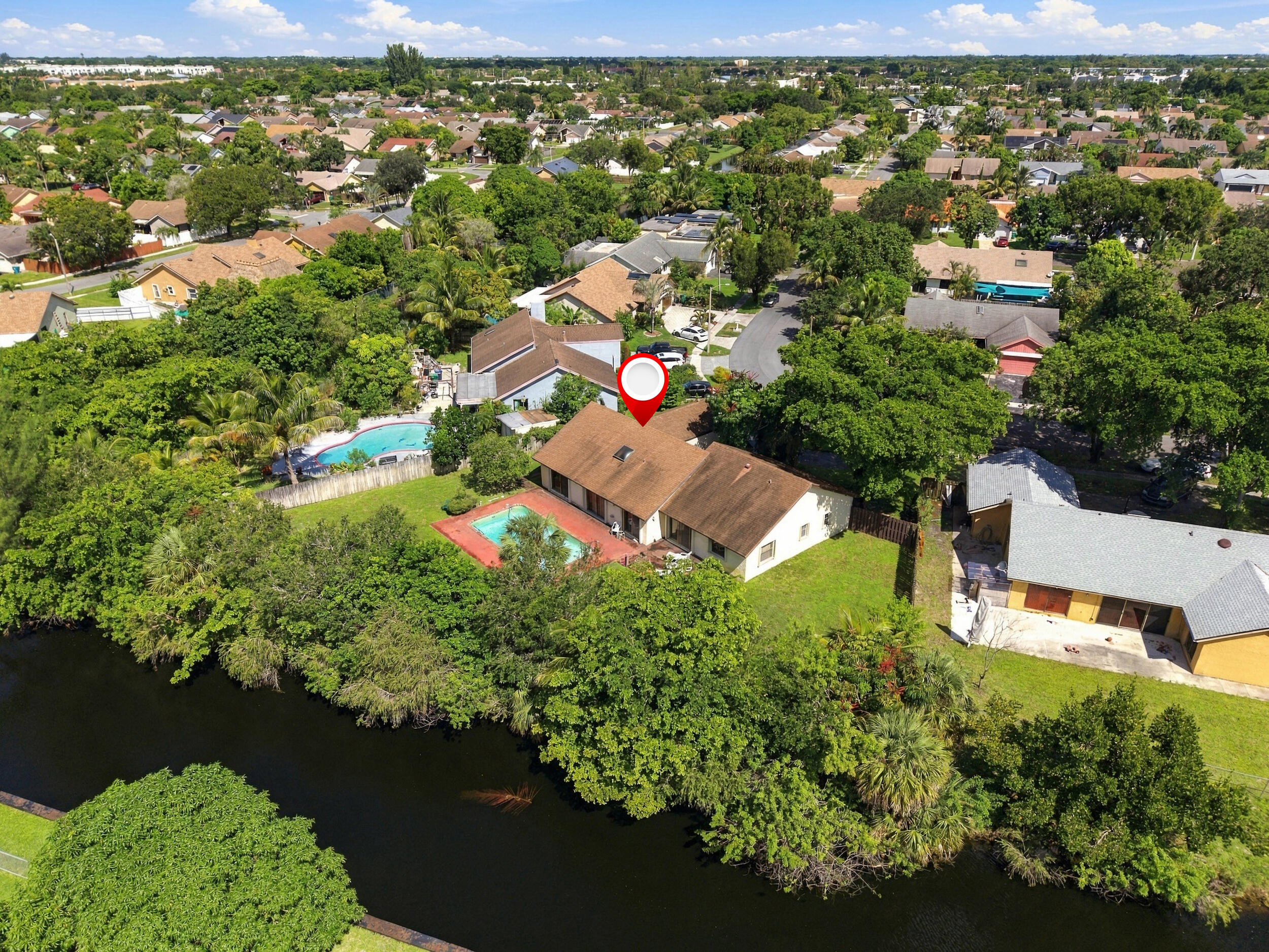 8350 NW 51ST, Lauderhill FL 33351