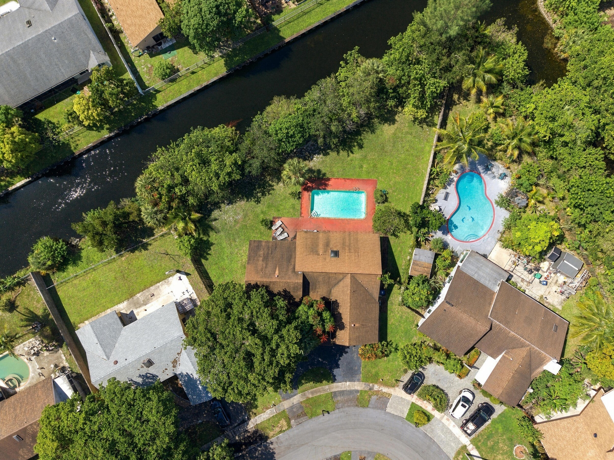 8350 NW 51ST, Lauderhill FL 33351