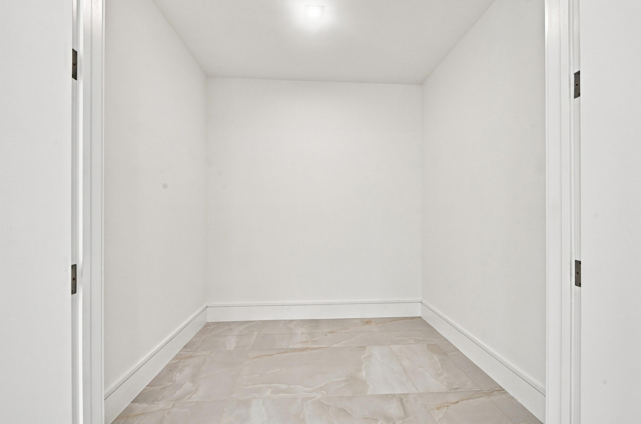 220 Lake Shore #1407, Lake Park FL 33403