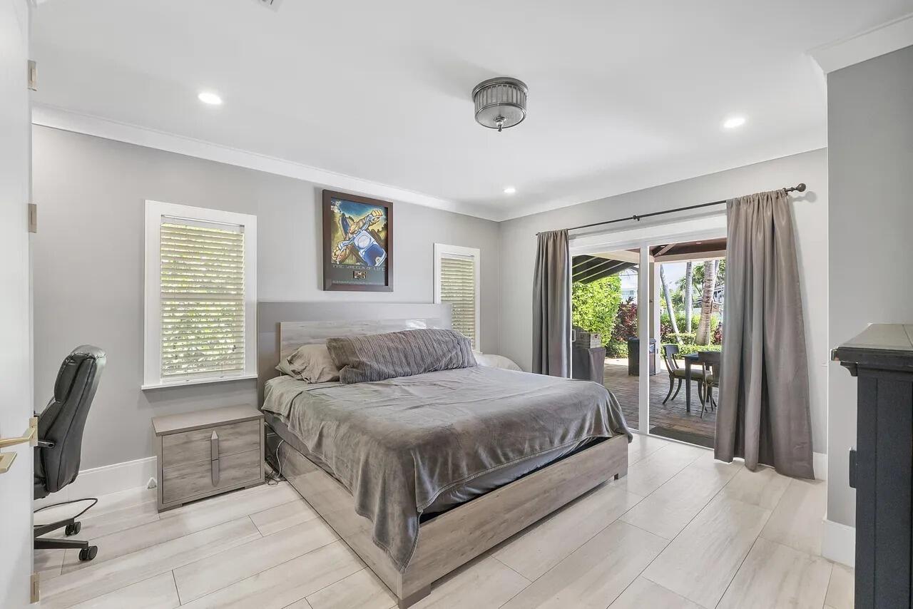 725 NE 36th, Boca Raton FL 33431