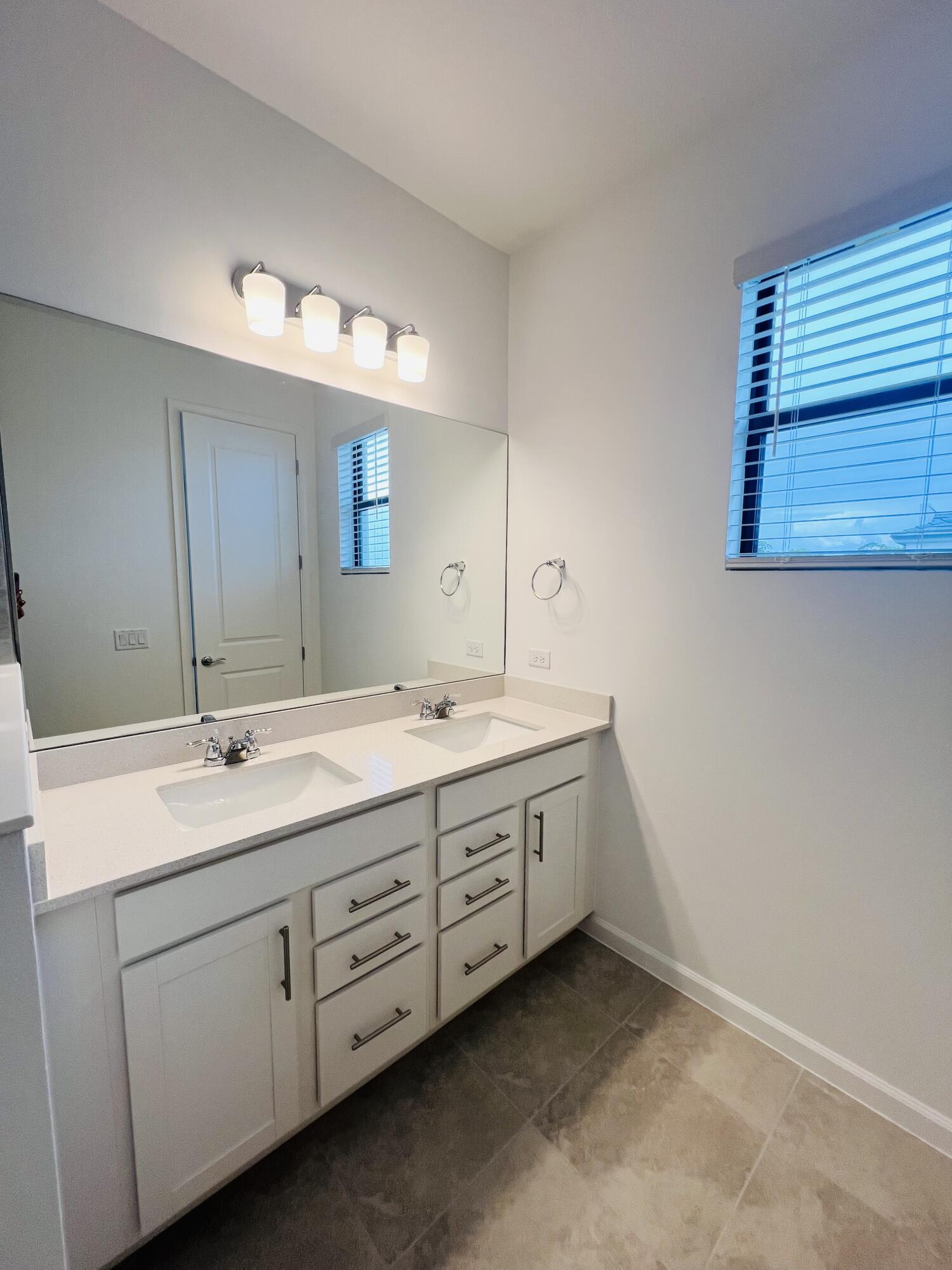 4190 EFENDI, Lantana FL 33462