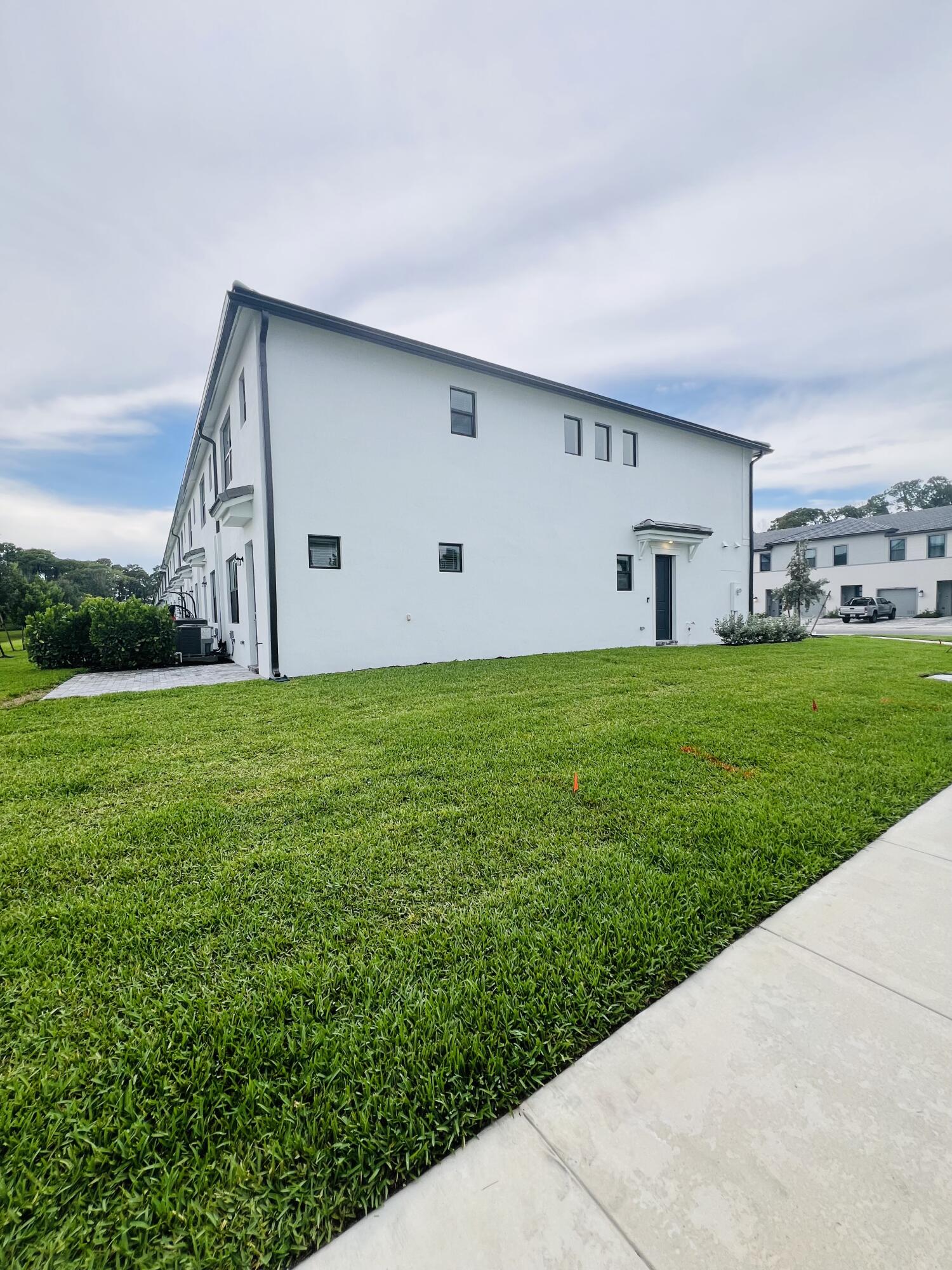4190 EFENDI, Lantana FL 33462