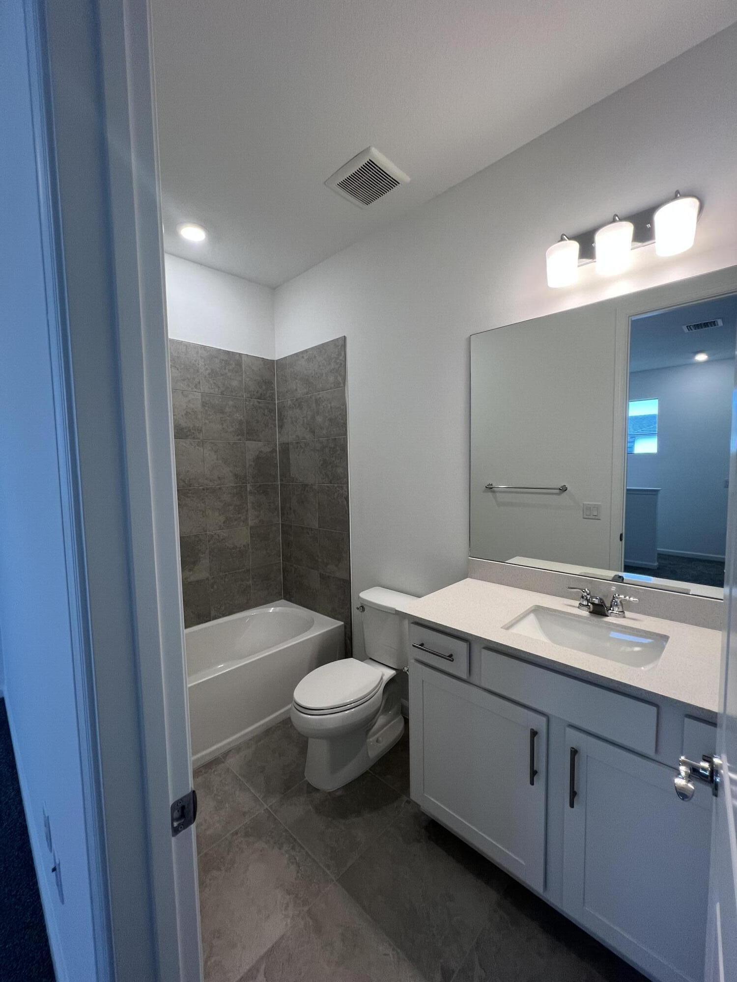 4190 EFENDI, Lantana FL 33462