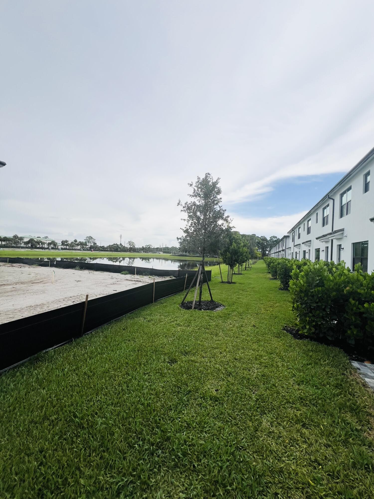 4190 EFENDI, Lantana FL 33462