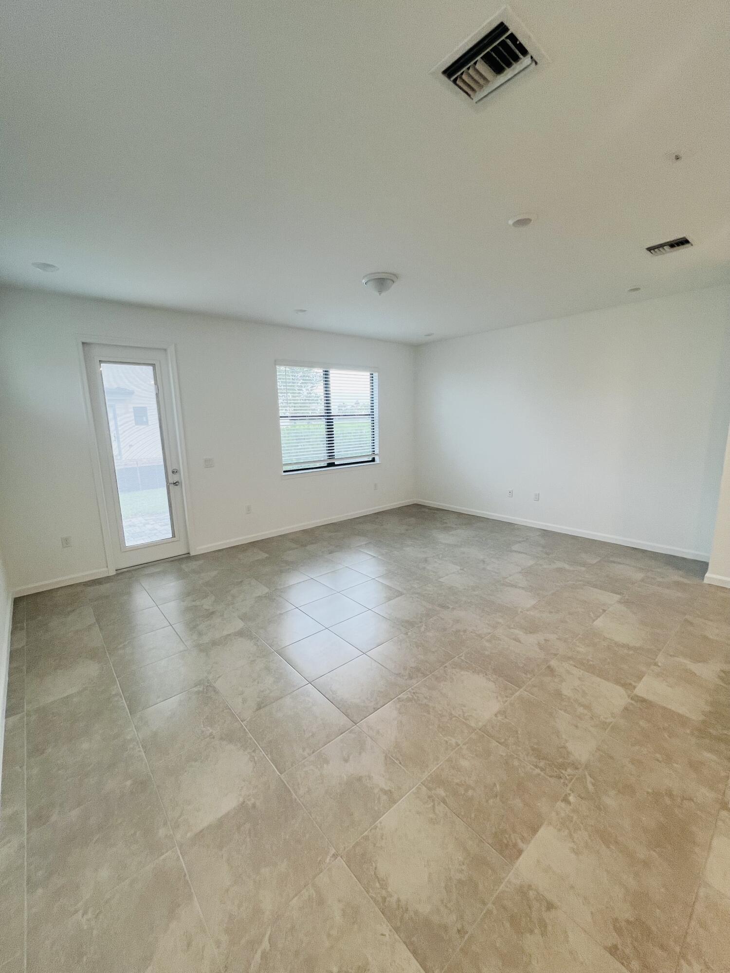 4190 EFENDI, Lantana FL 33462