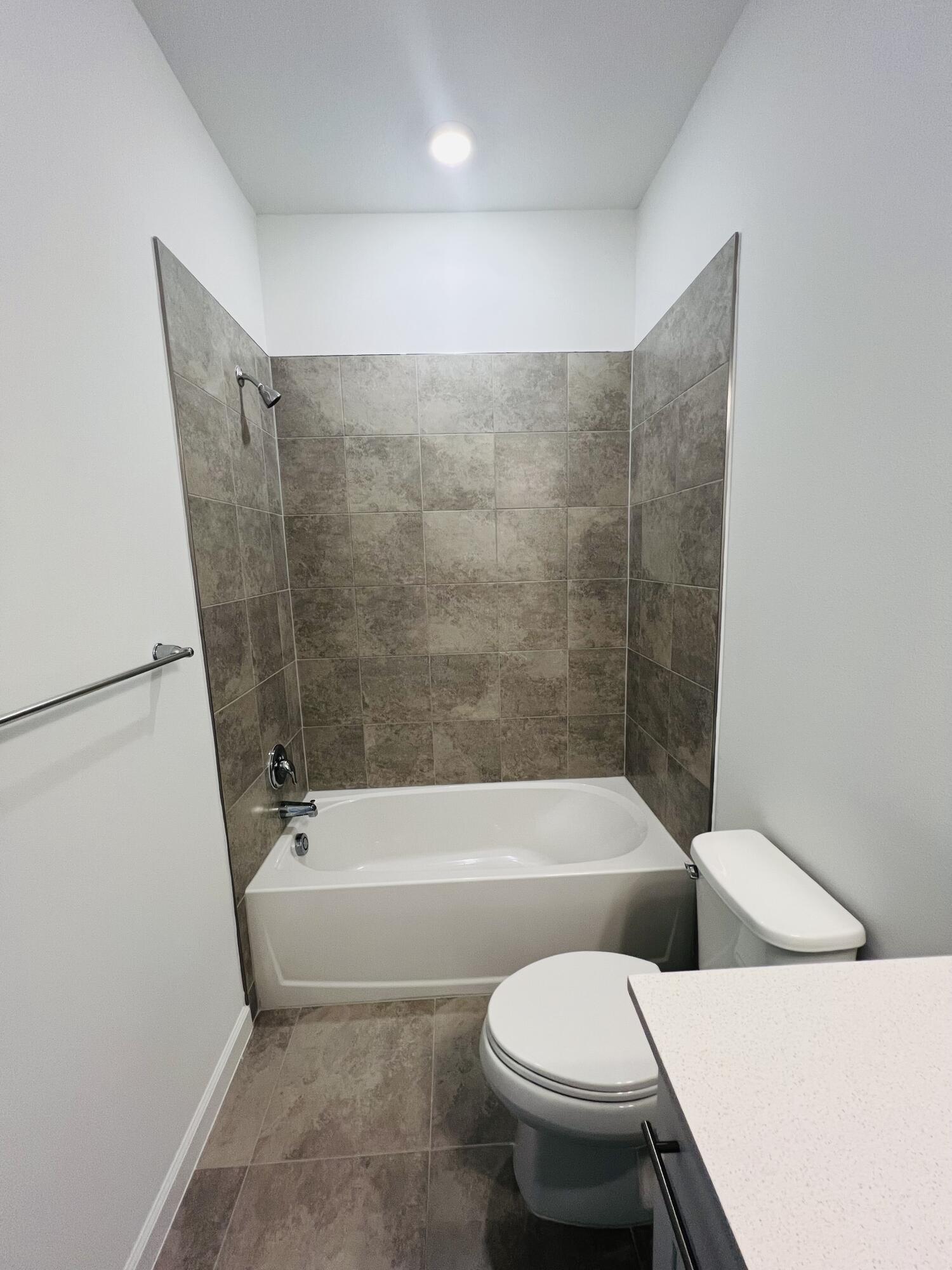 4190 EFENDI, Lantana FL 33462