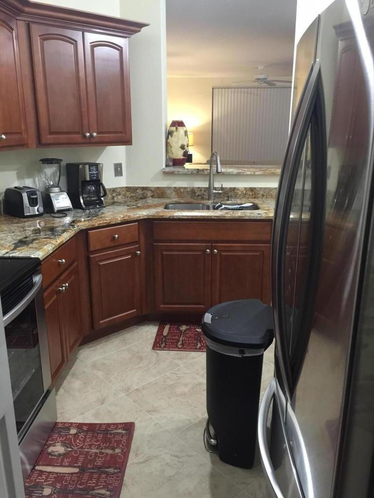 11720 SAINT ANDREWS #208, Wellington FL 33414