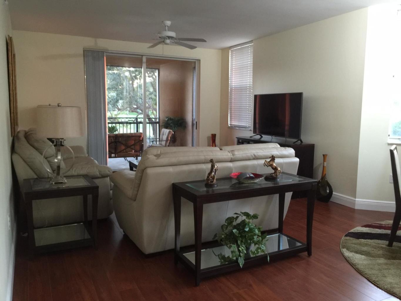 11720 SAINT ANDREWS #208, Wellington FL 33414