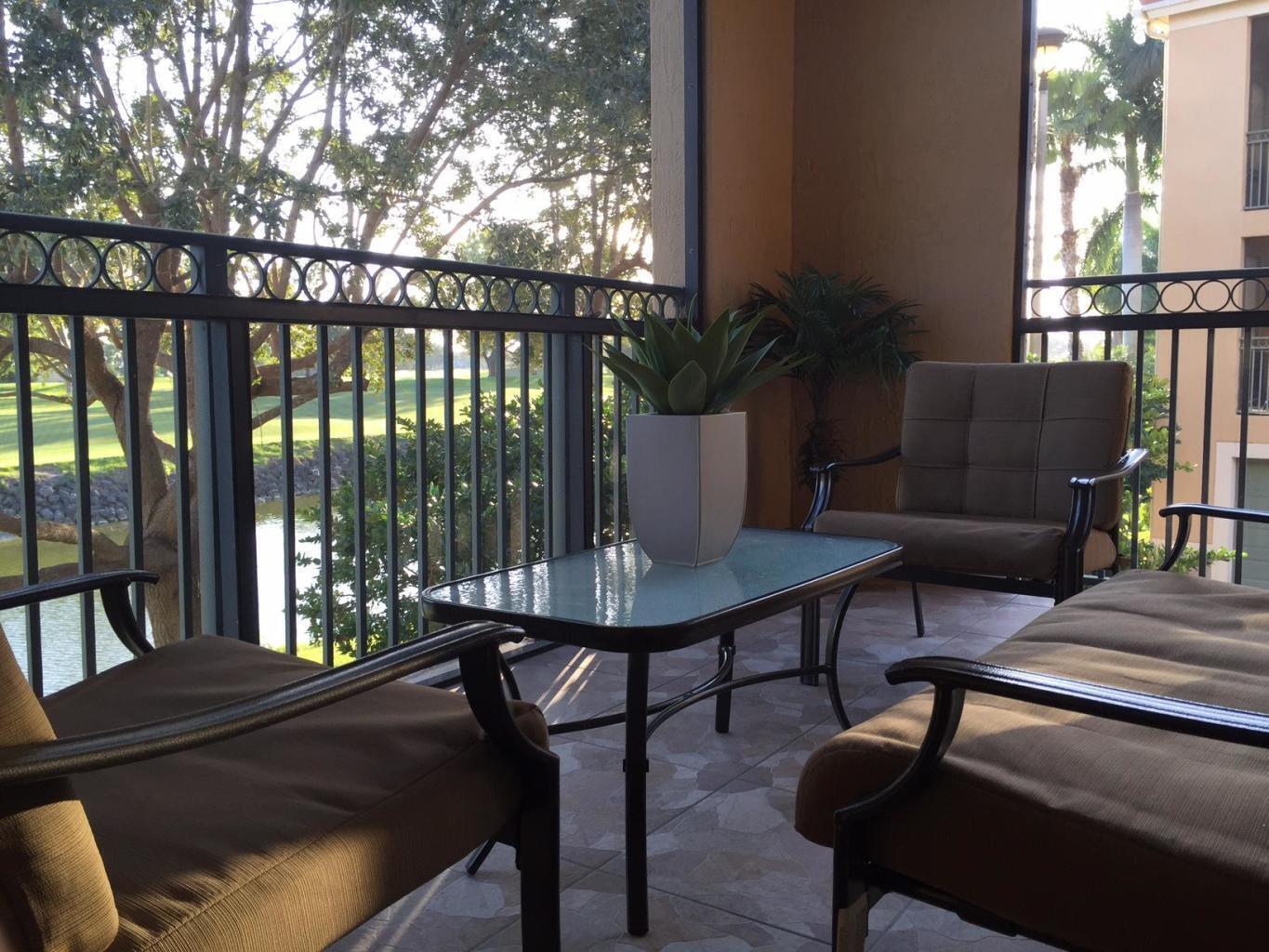 11720 SAINT ANDREWS #208, Wellington FL 33414