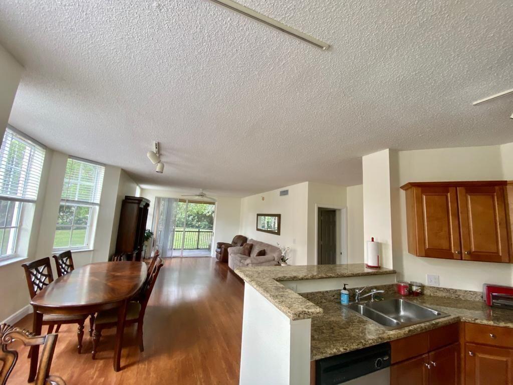 11780 SAINT ANDREWS #201, Wellington FL 33414