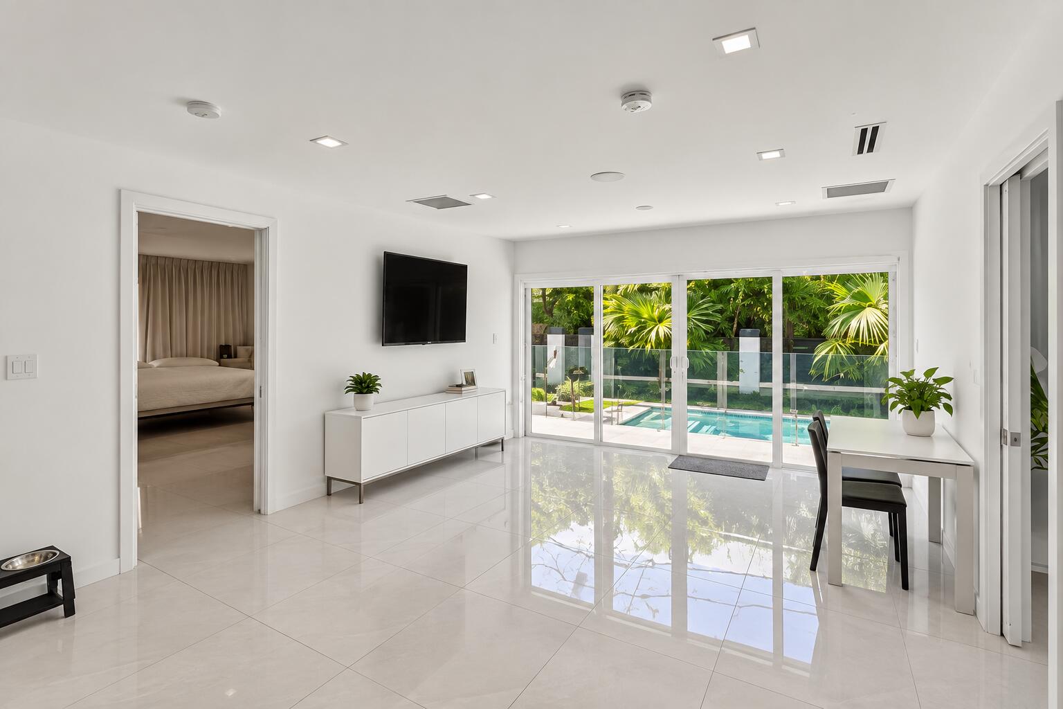 1920 SW 32ND, Miami FL 33145