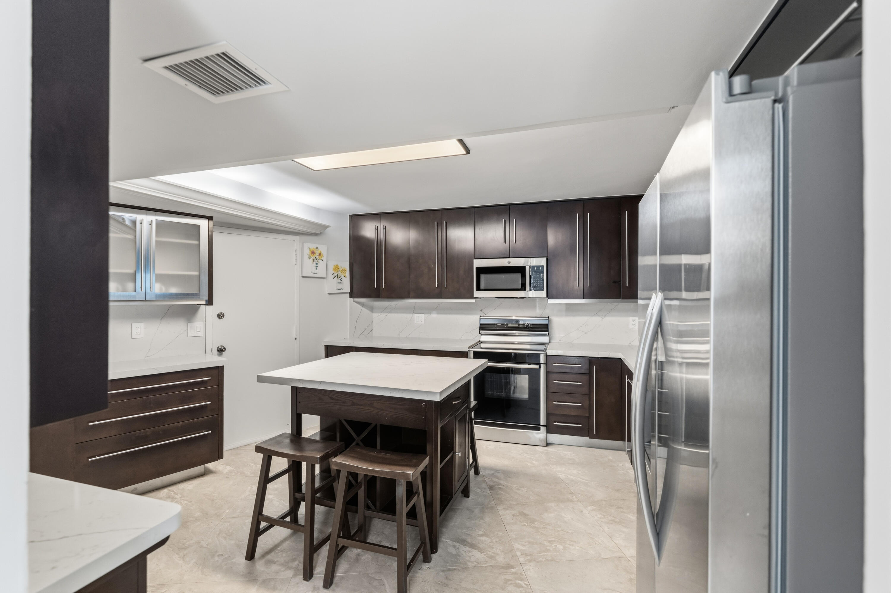 5100 N OCEAN #1011, Lauderdale By The Sea FL 33308