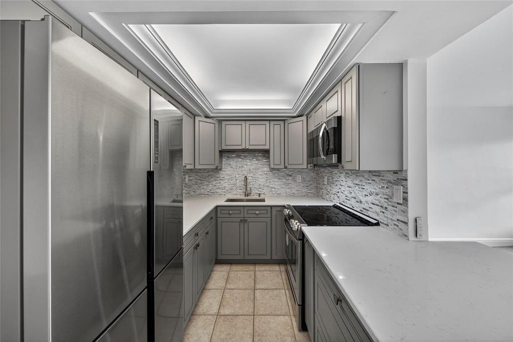 4836 NE 23rd #17, Fort Lauderdale FL 33308
