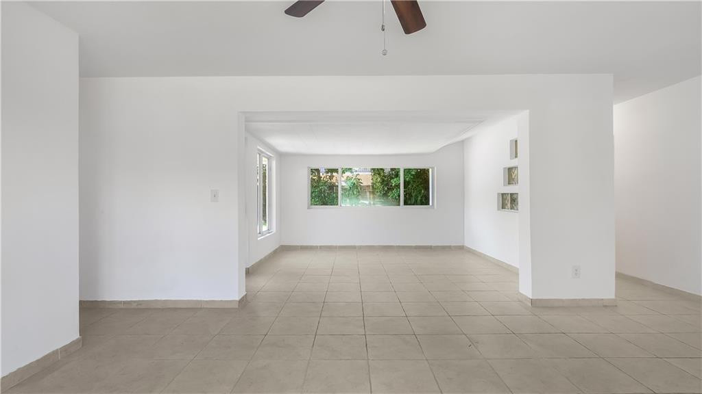2161 NE 35TH, Lighthouse Point FL 33064