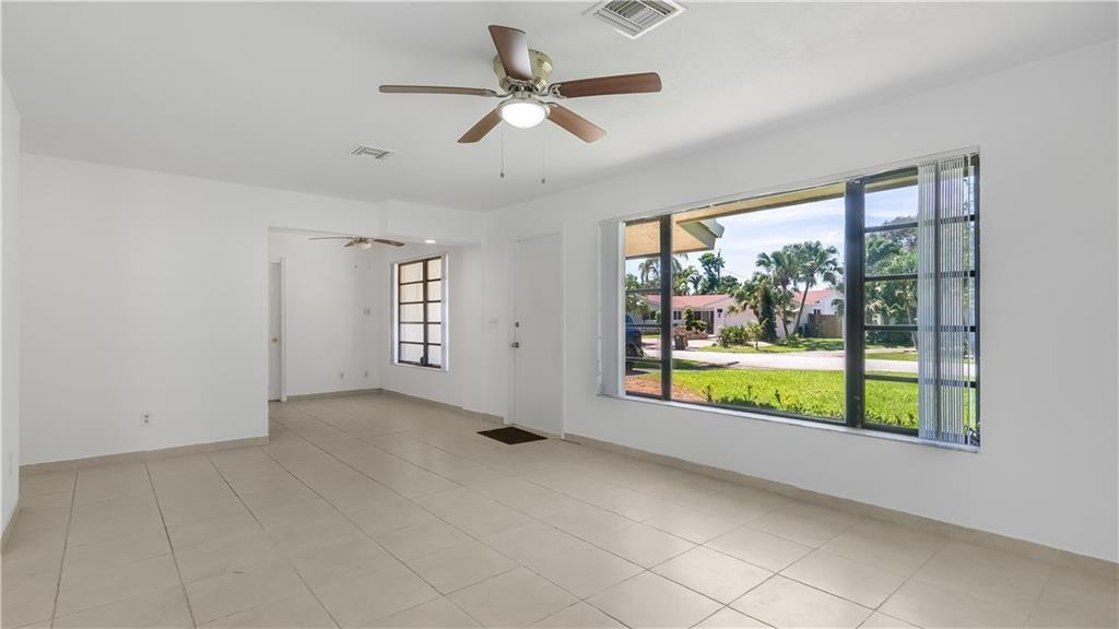 2161 NE 35TH, Lighthouse Point FL 33064
