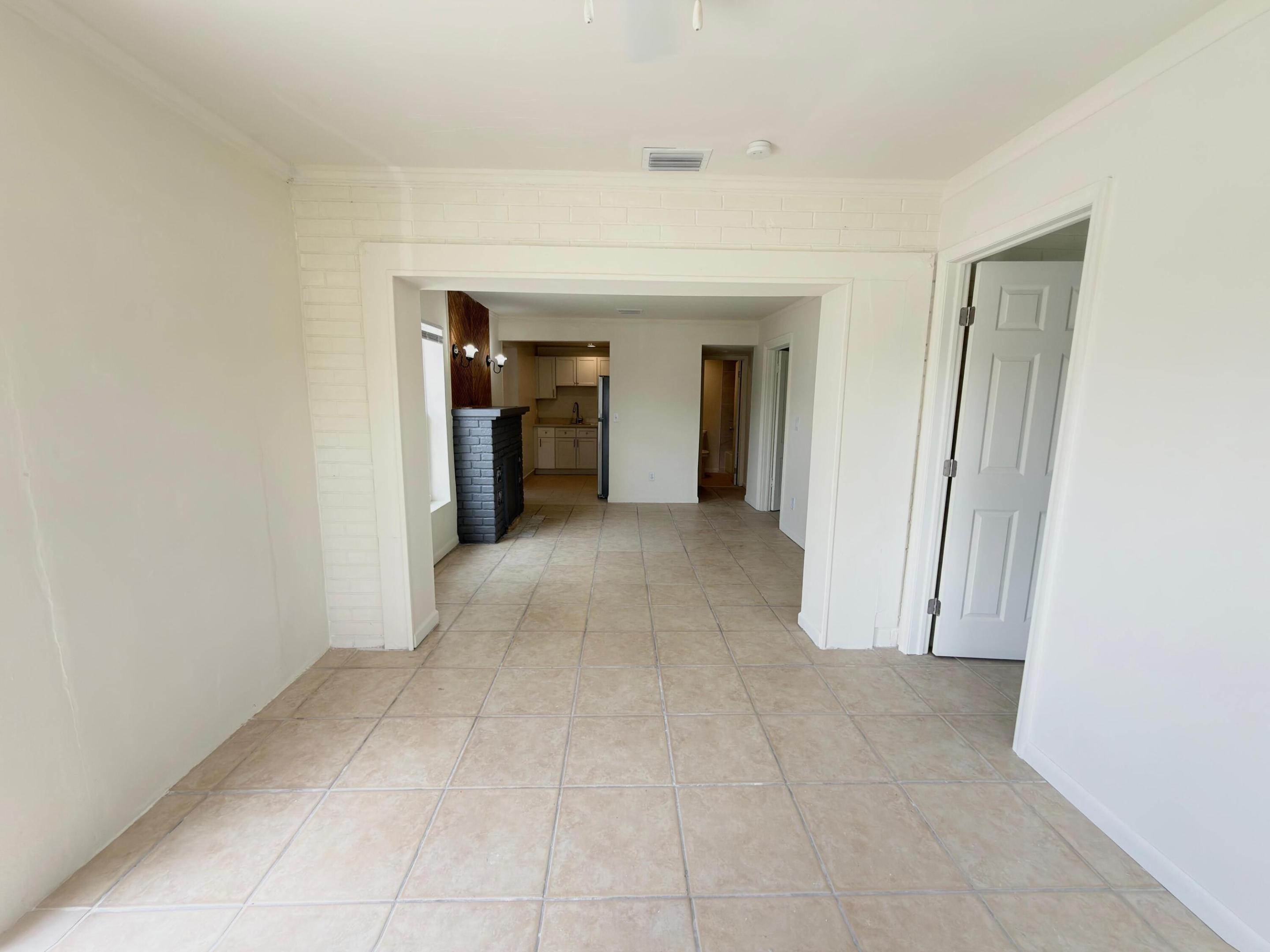 815 BAYBERRY, Lake Park FL 33403