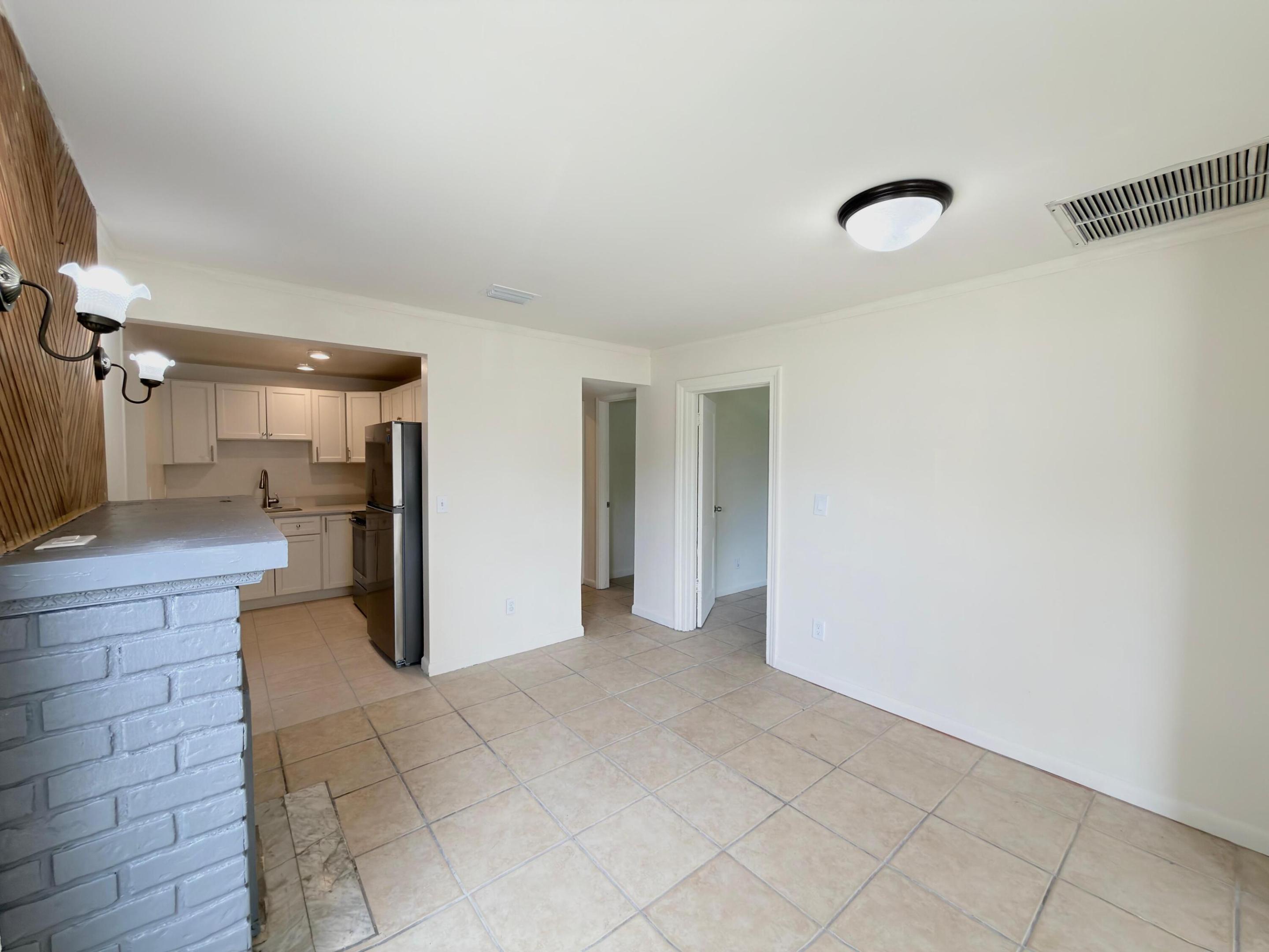 815 BAYBERRY, Lake Park FL 33403