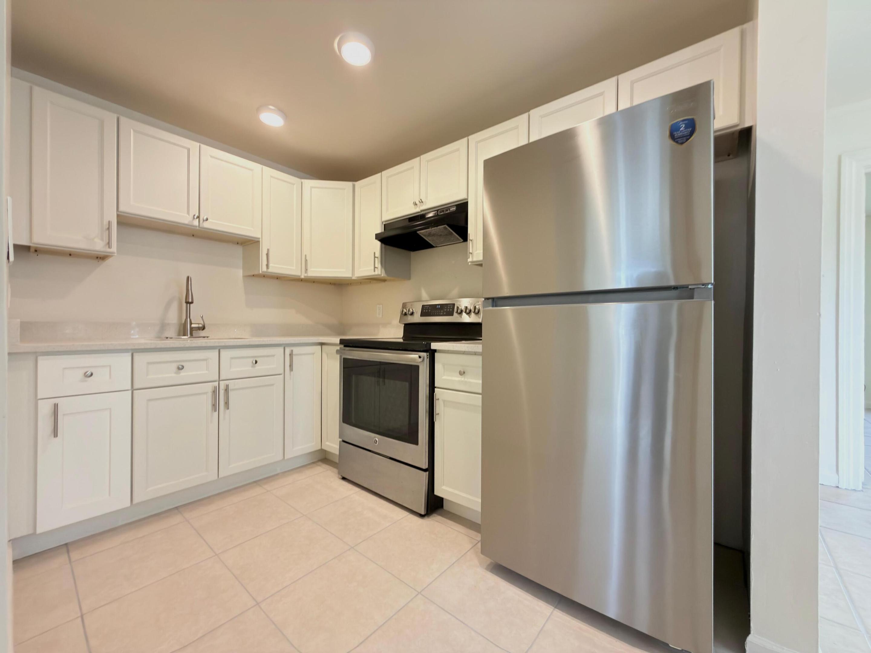 815 BAYBERRY, Lake Park FL 33403