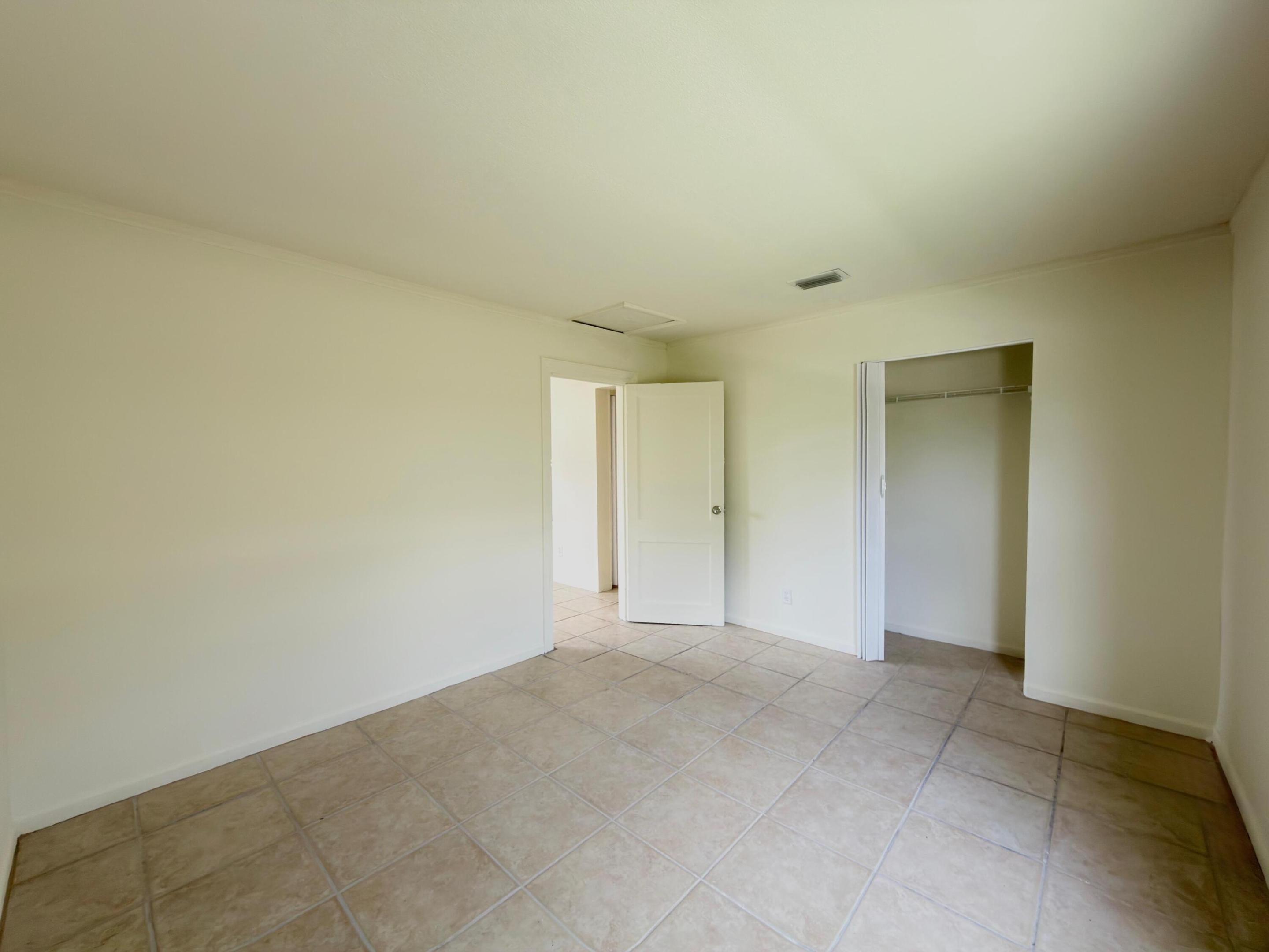 815 BAYBERRY, Lake Park FL 33403