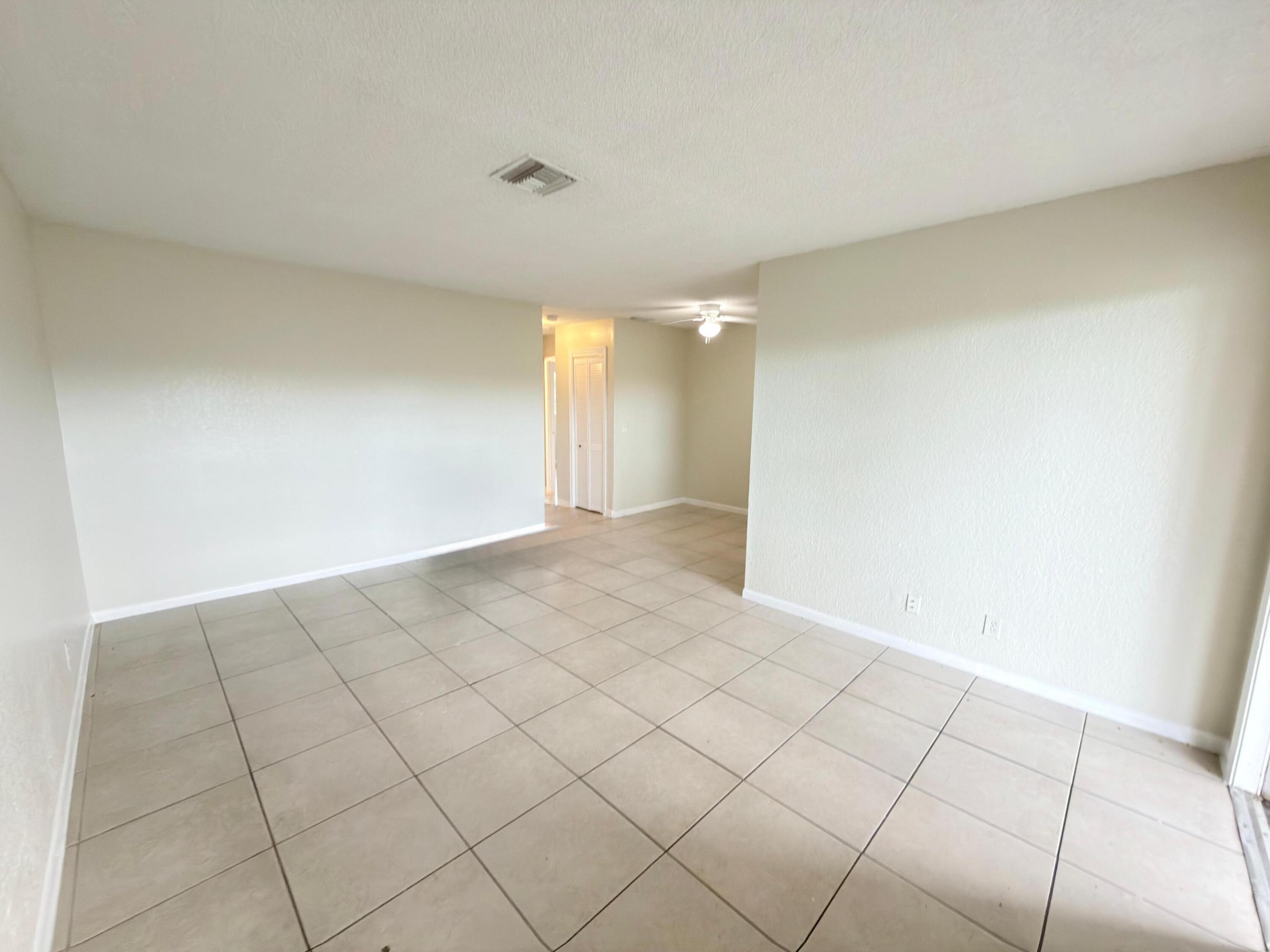 200 Croton #209, Lantana FL 33462