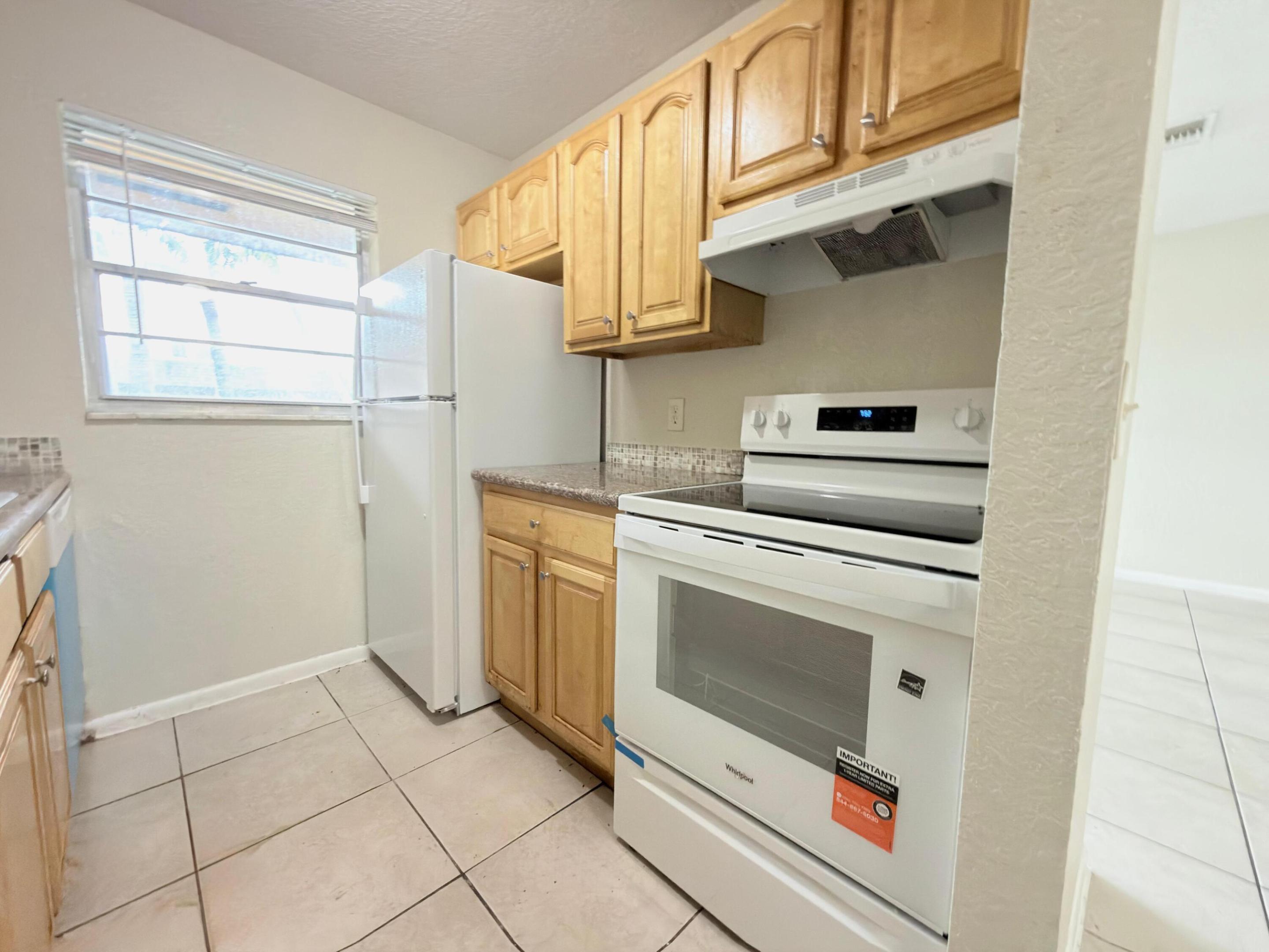 200 Croton #209, Lantana FL 33462