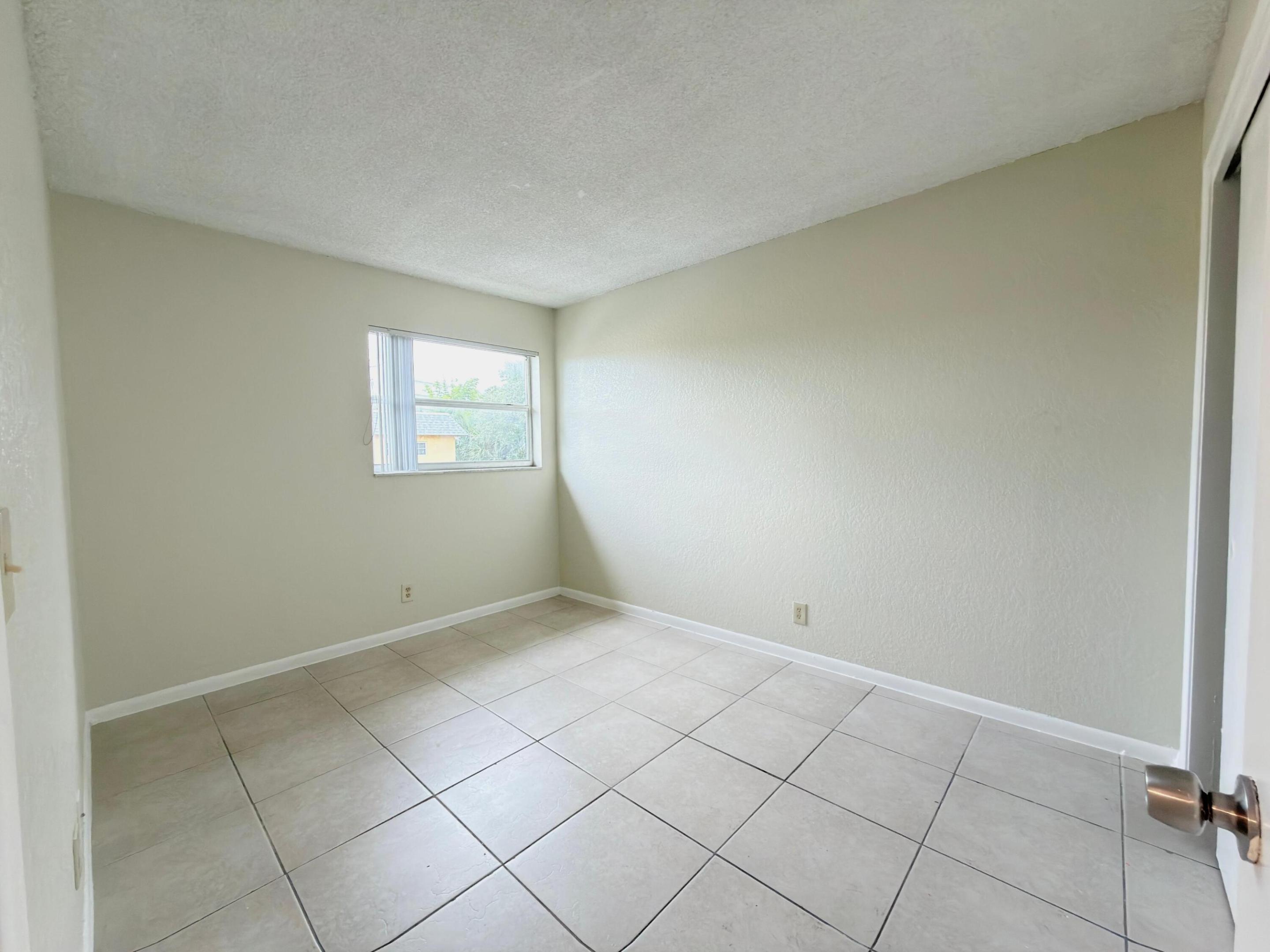 200 Croton #209, Lantana FL 33462