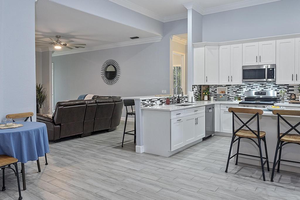 5734 NW 50th, Coral Springs FL 33067