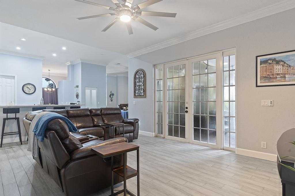 5734 NW 50th, Coral Springs FL 33067