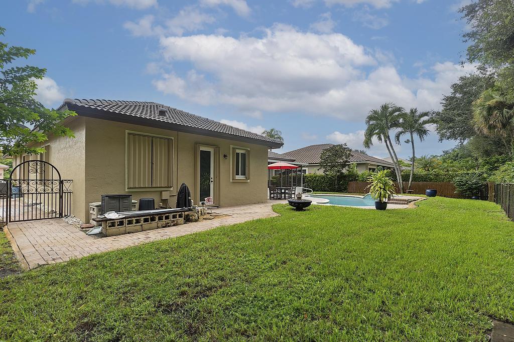 5734 NW 50th, Coral Springs FL 33067