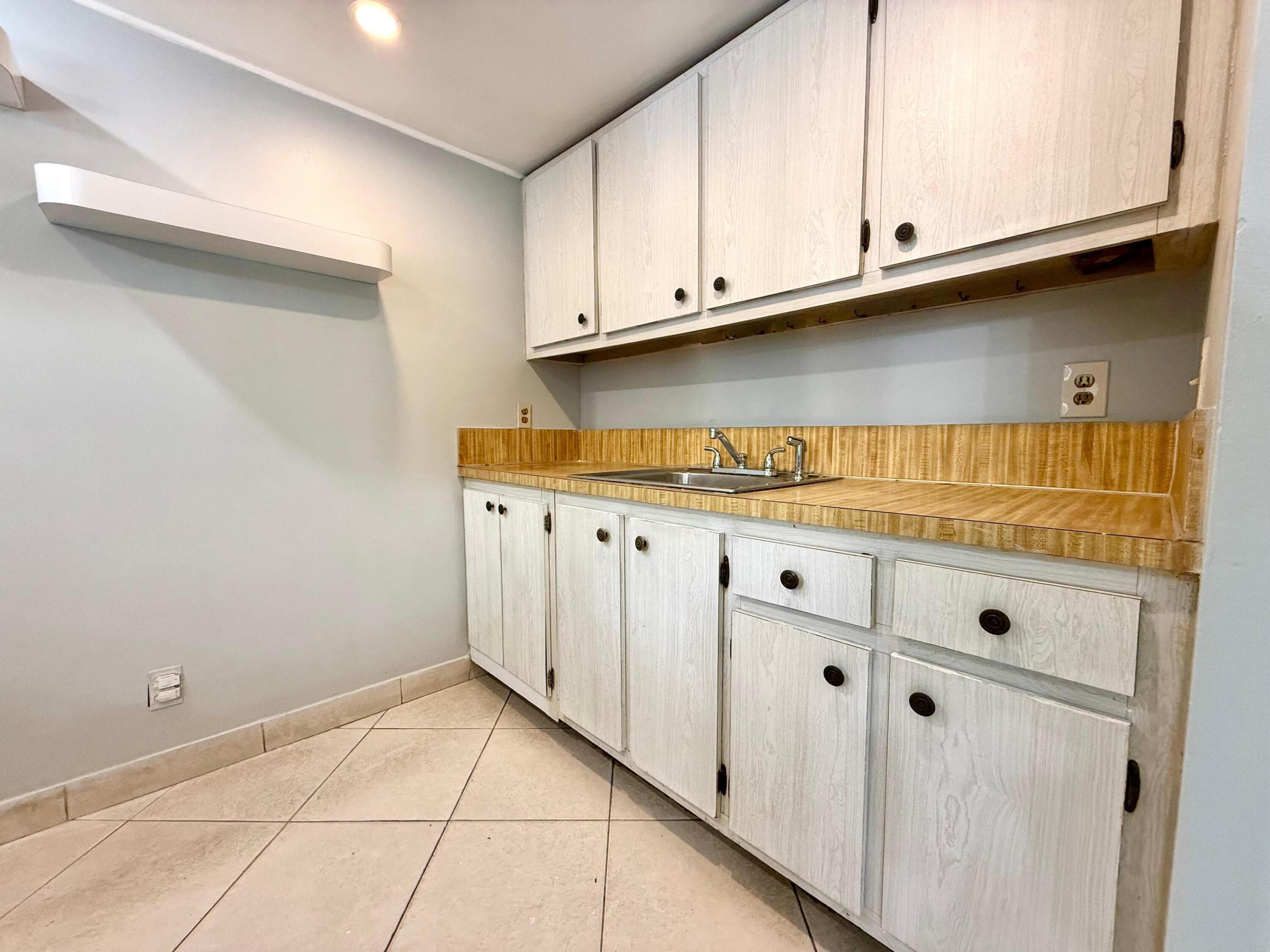 1821 Fairview Villas #2, Palm Springs FL 33406