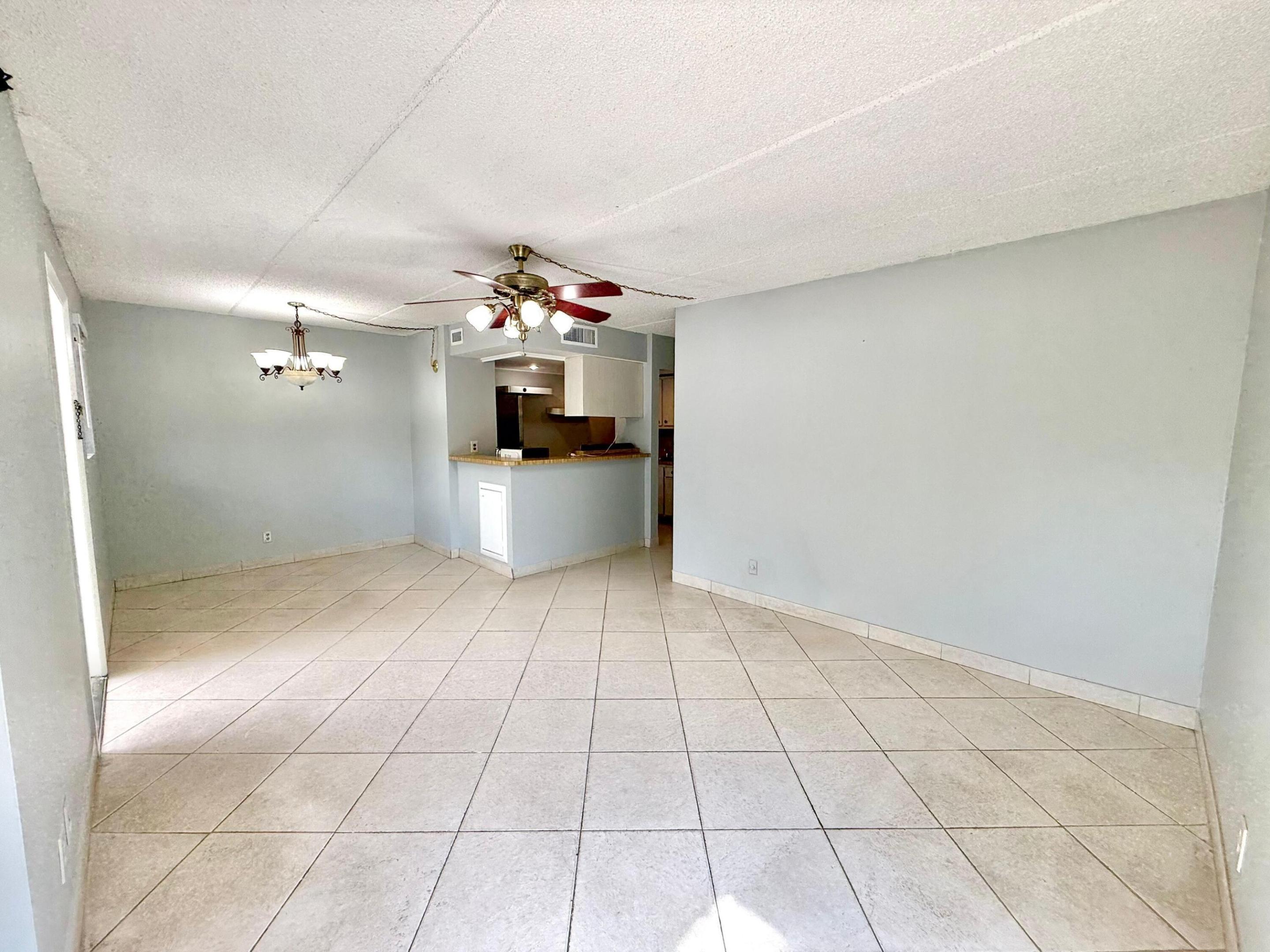 1821 Fairview Villas #2, Palm Springs FL 33406