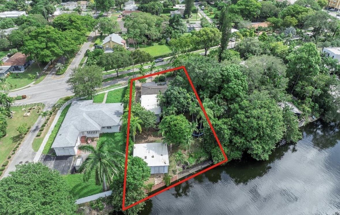 12660 GRIFFING, North Miami FL 33161