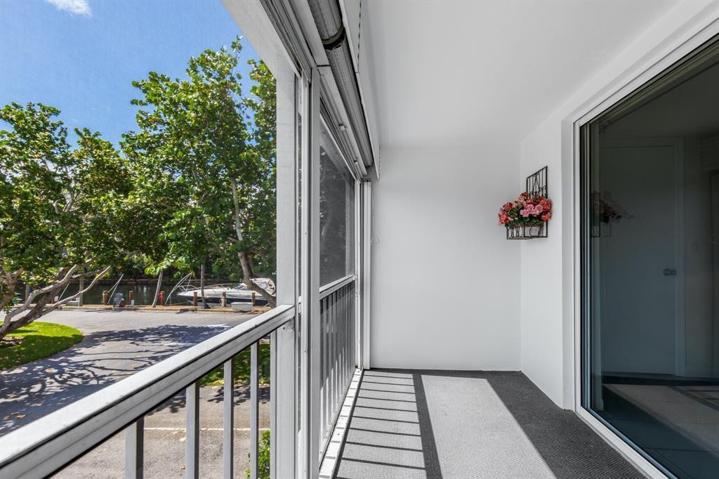 6449 BAY CLUB #4, Fort Lauderdale FL 33308