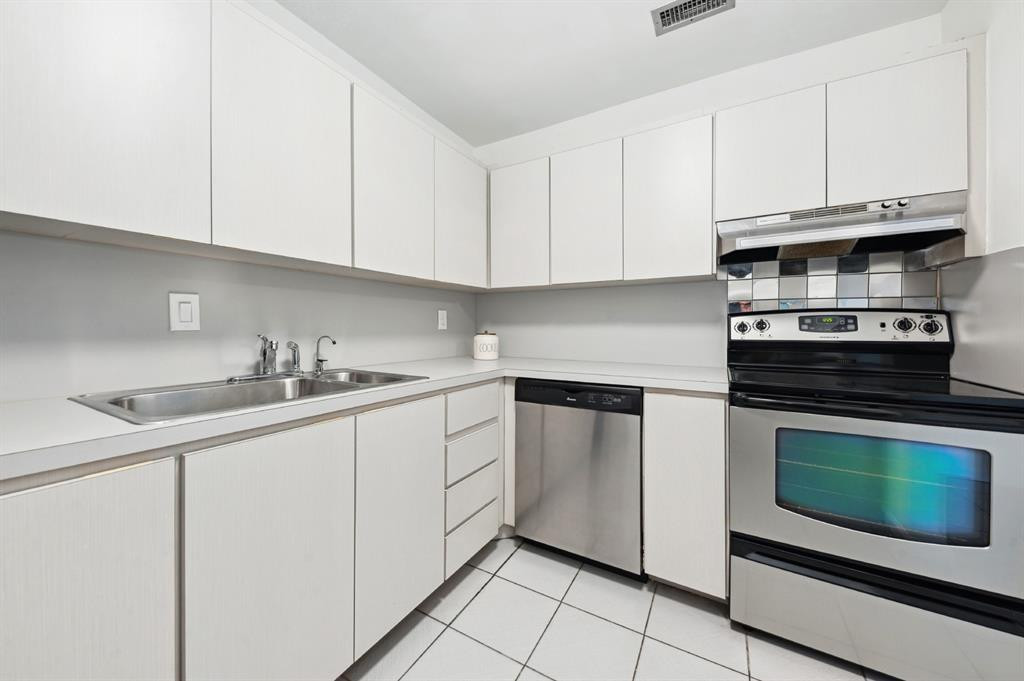 6449 BAY CLUB #4, Fort Lauderdale FL 33308