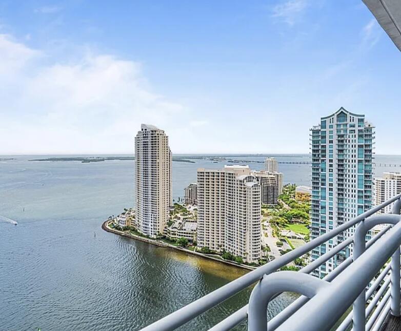 325 S BISCAYNE #3926-A, Miami FL 33131