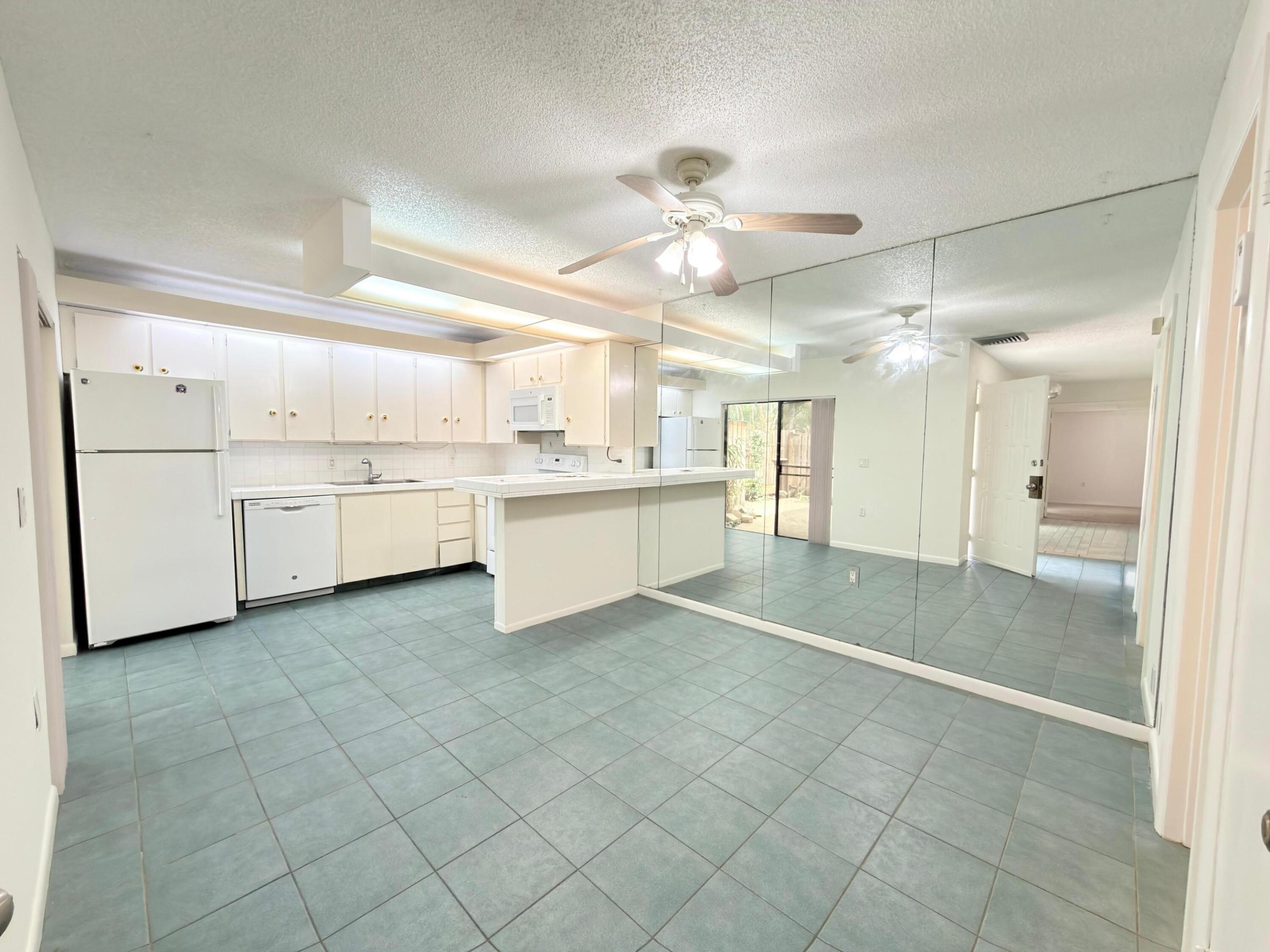 710 7th, Palm Beach Gardens FL 33418
