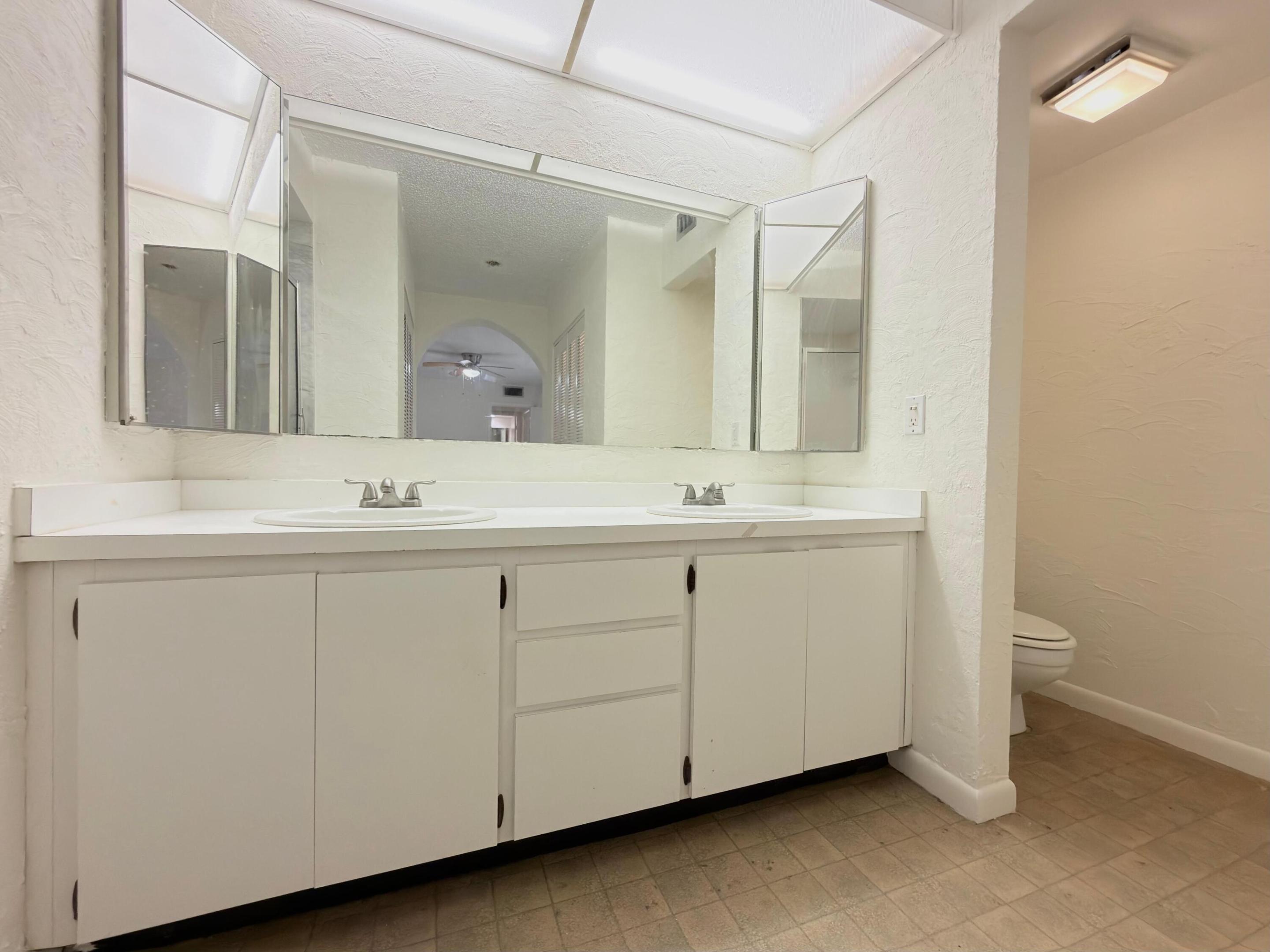 710 7th, Palm Beach Gardens FL 33418