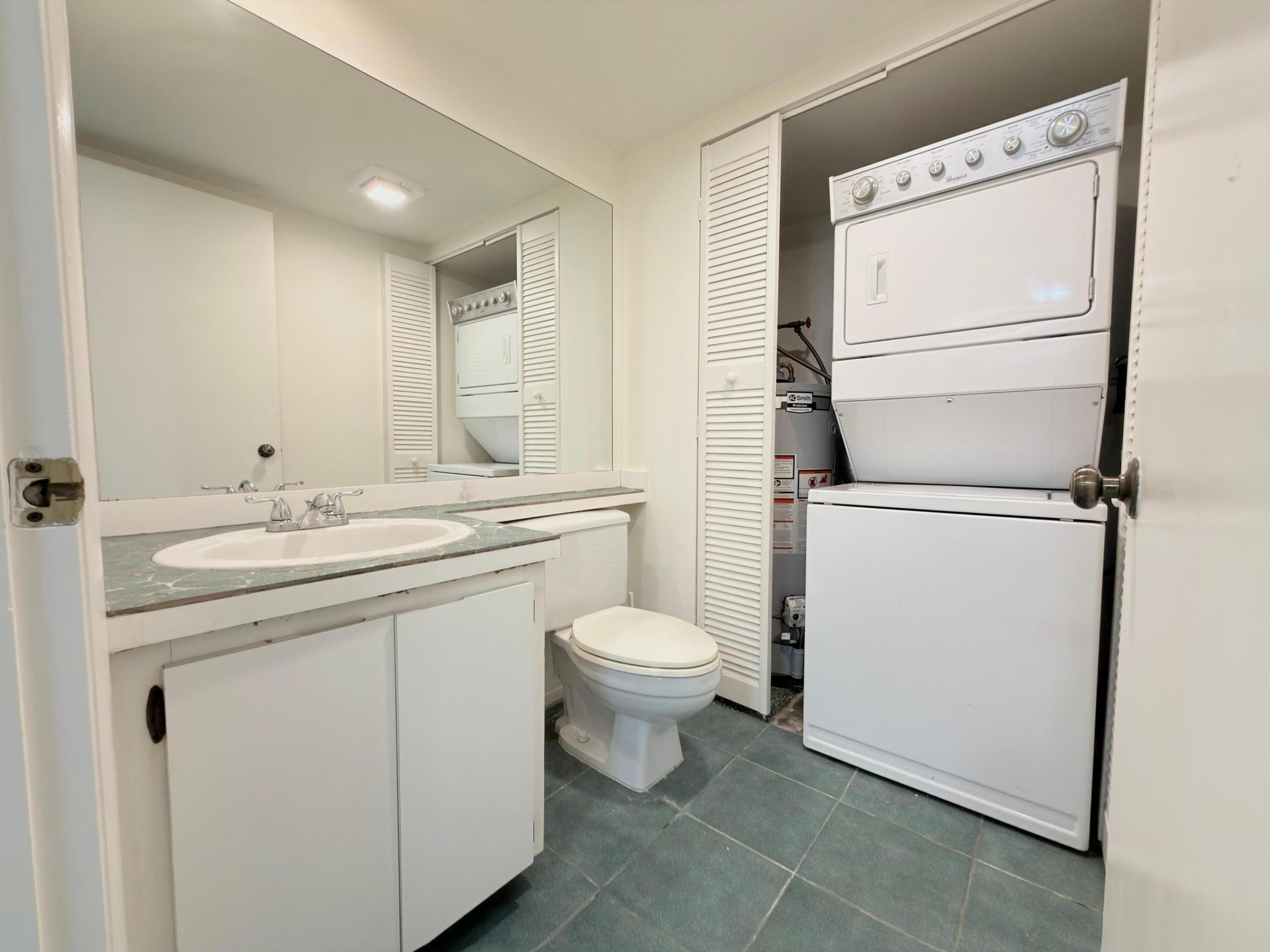 710 7th, Palm Beach Gardens FL 33418