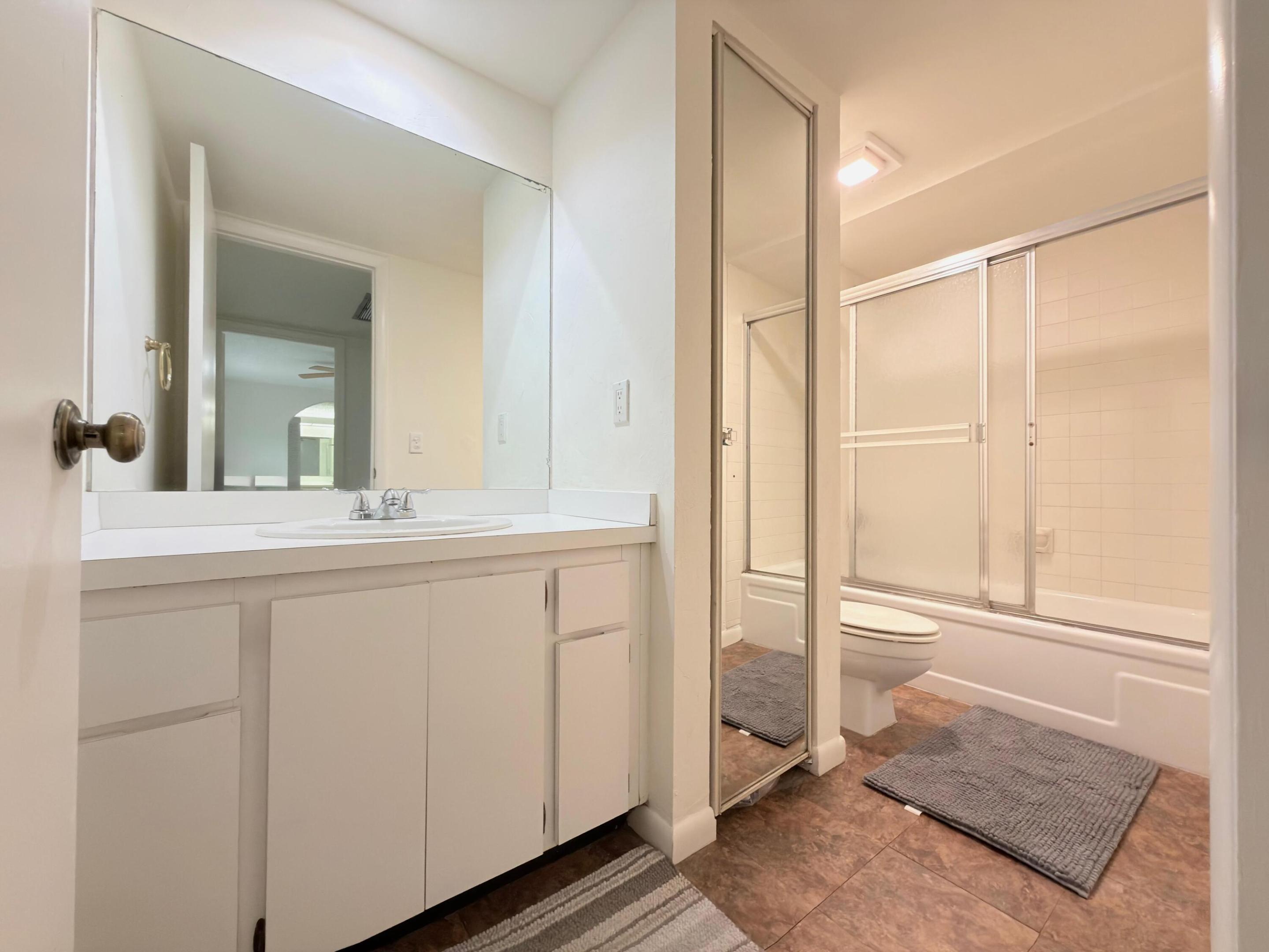 710 7th, Palm Beach Gardens FL 33418
