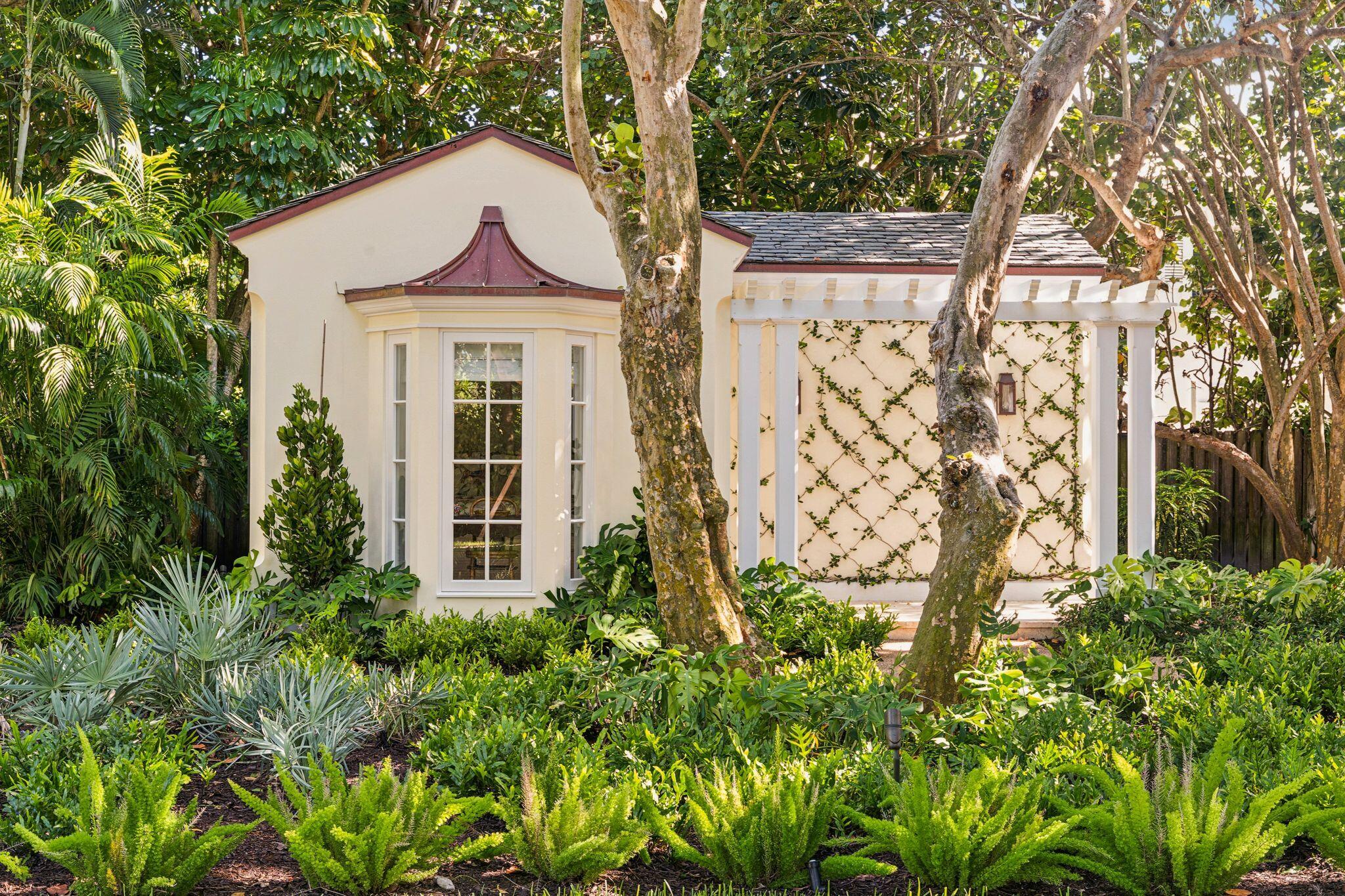 1919 N OCEAN, Gulf Stream FL 33483