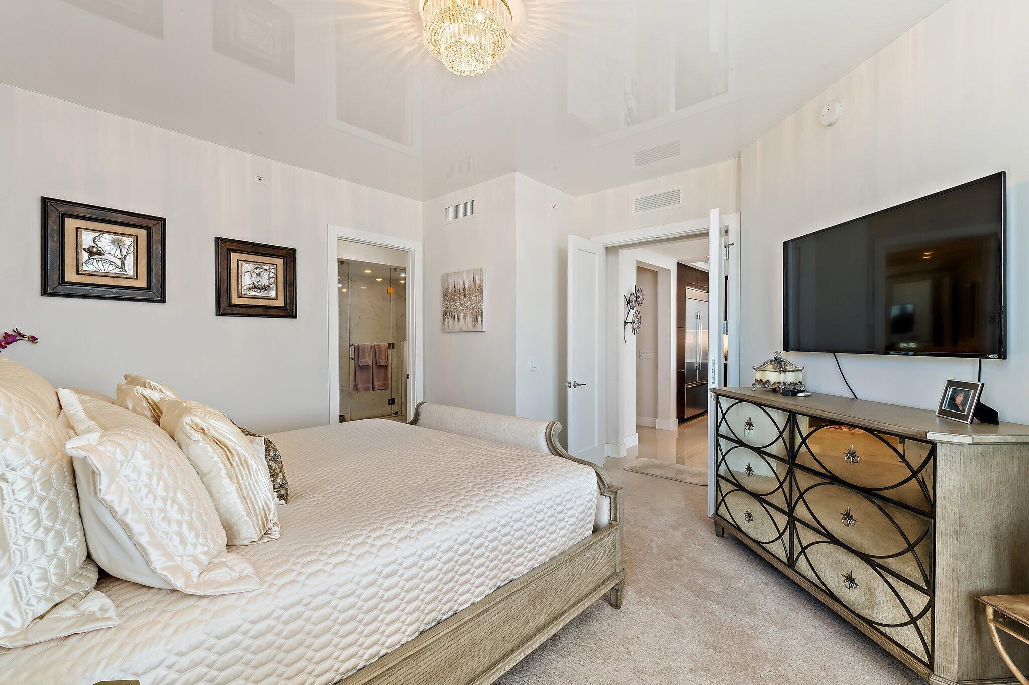 2 WATER CLUB #1603, North Palm Beach FL 33408