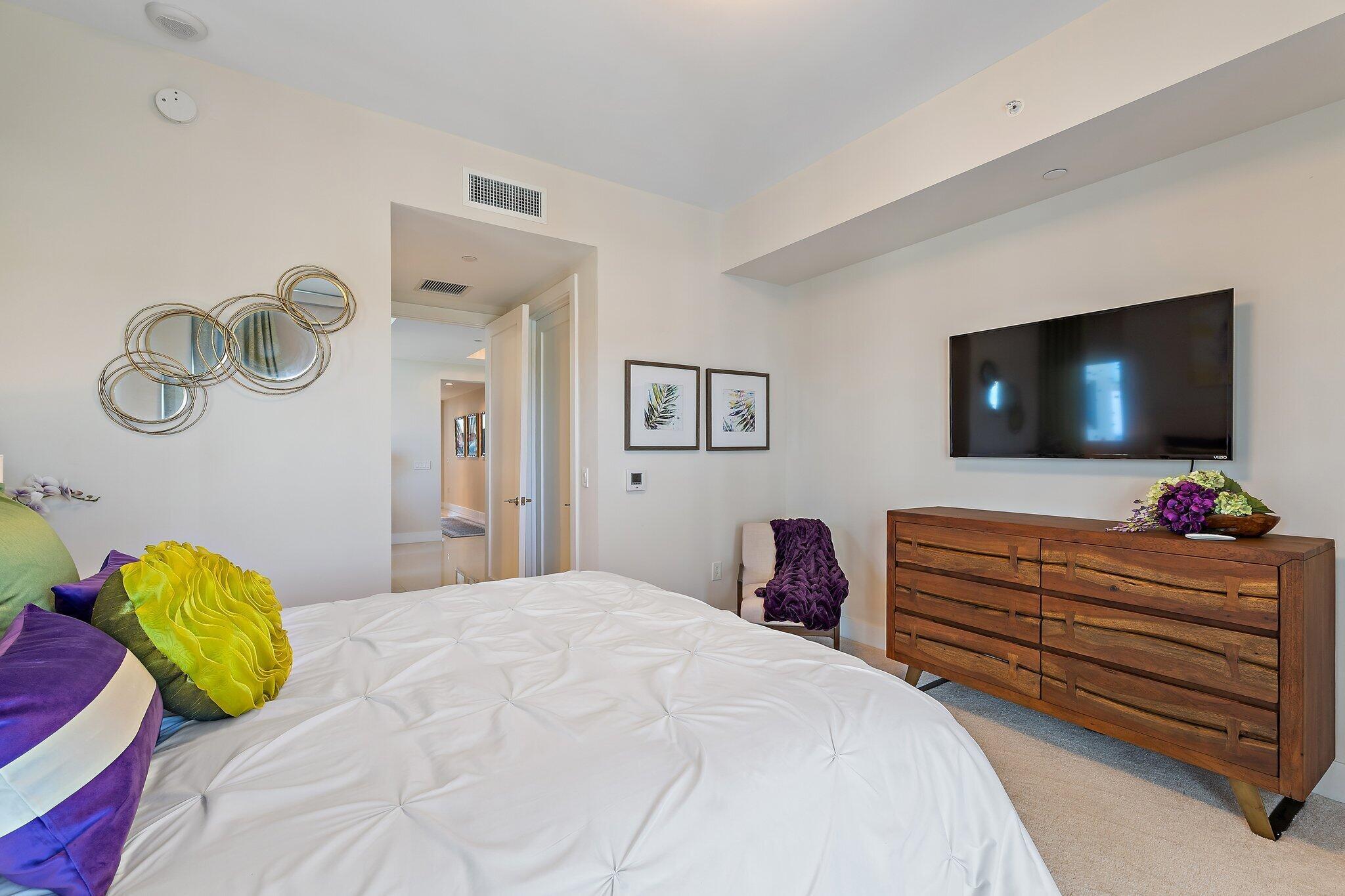 2 WATER CLUB #1603, North Palm Beach FL 33408