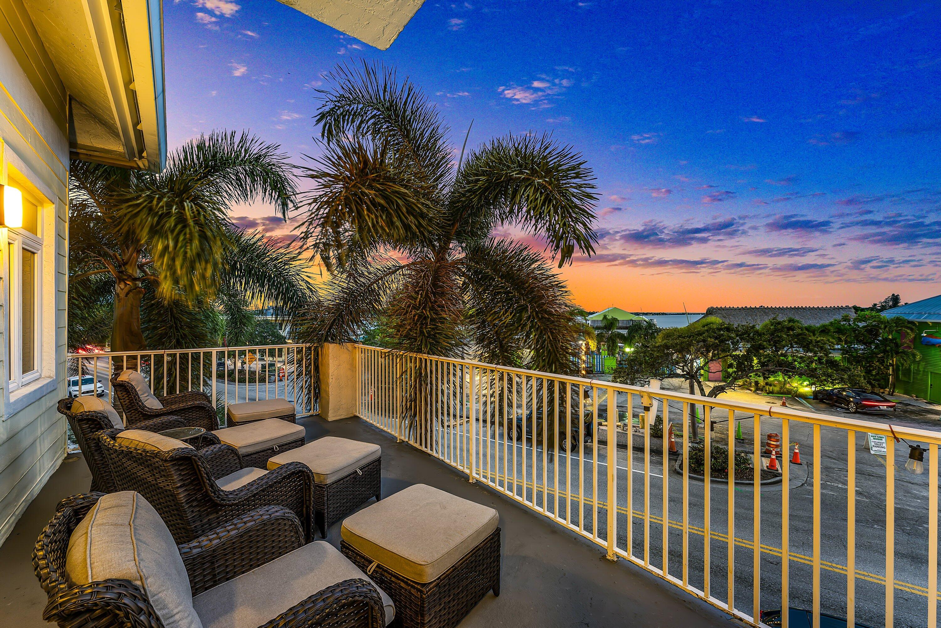 305 E Ocean #Th-7, Lantana FL 33462