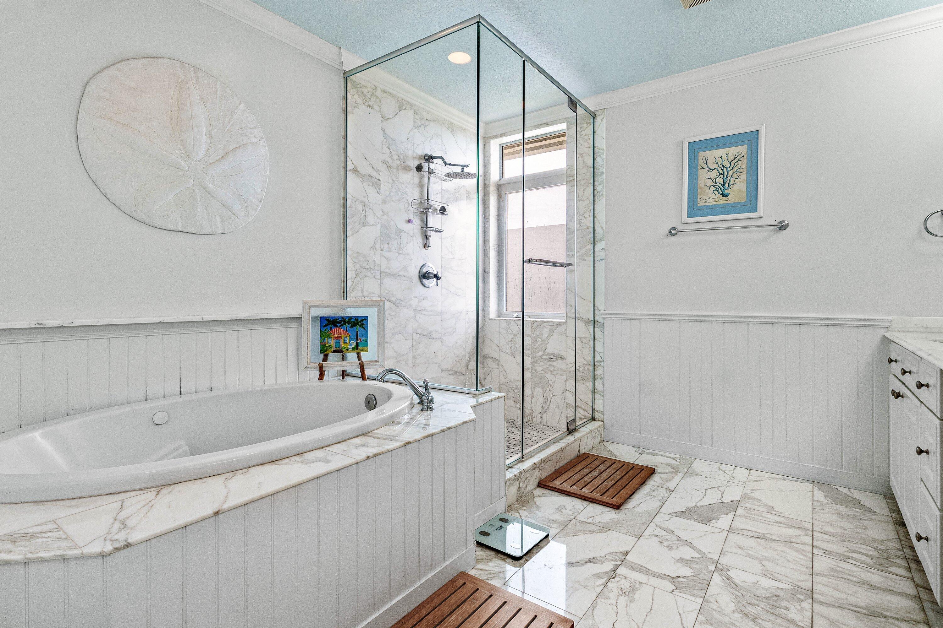 305 E Ocean #Th-7, Lantana FL 33462