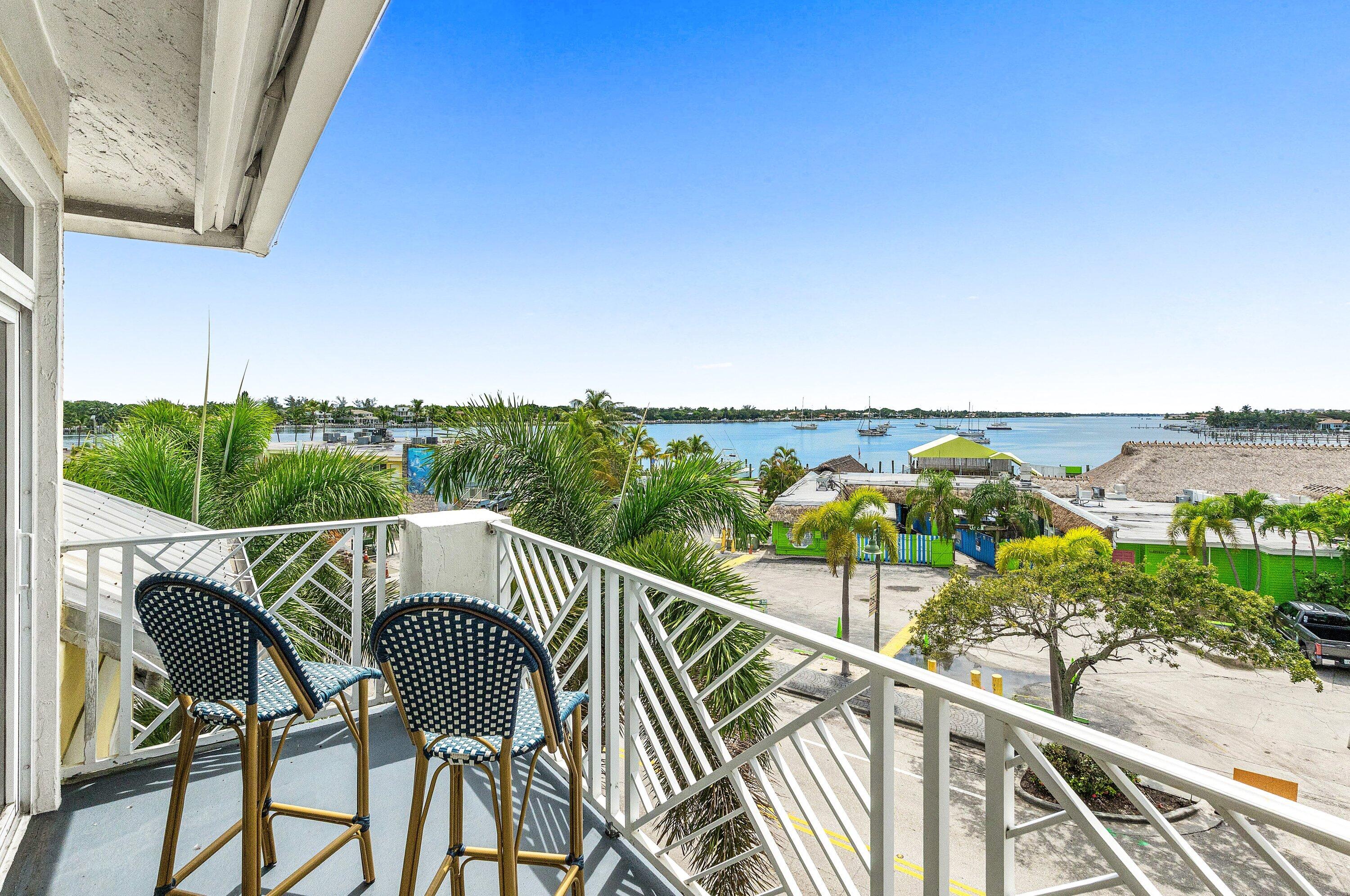 305 E Ocean #Th-7, Lantana FL 33462