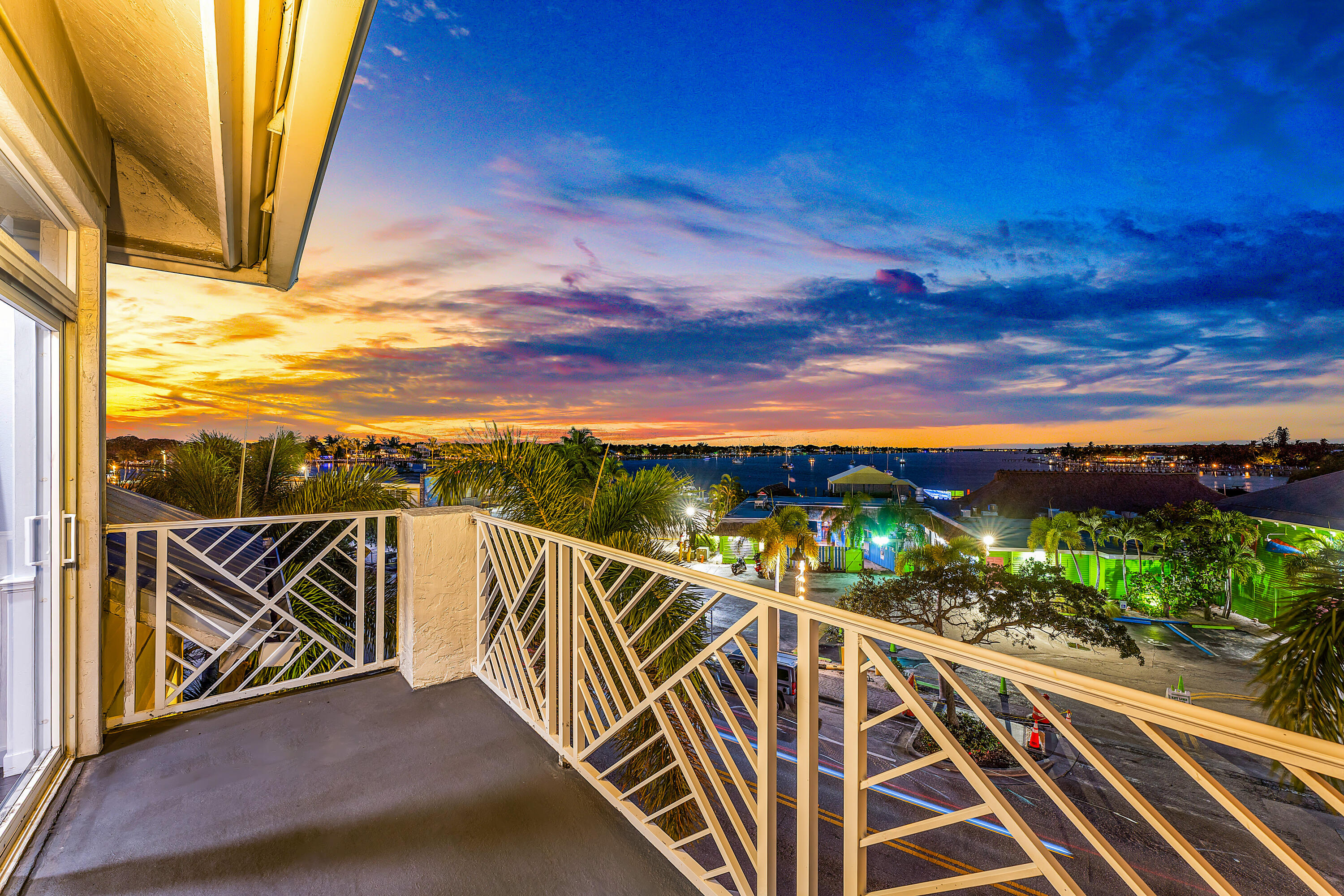 305 E Ocean #Th-7, Lantana FL 33462
