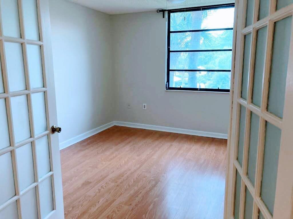 1721 WHITEHALL #303, Davie FL 33324